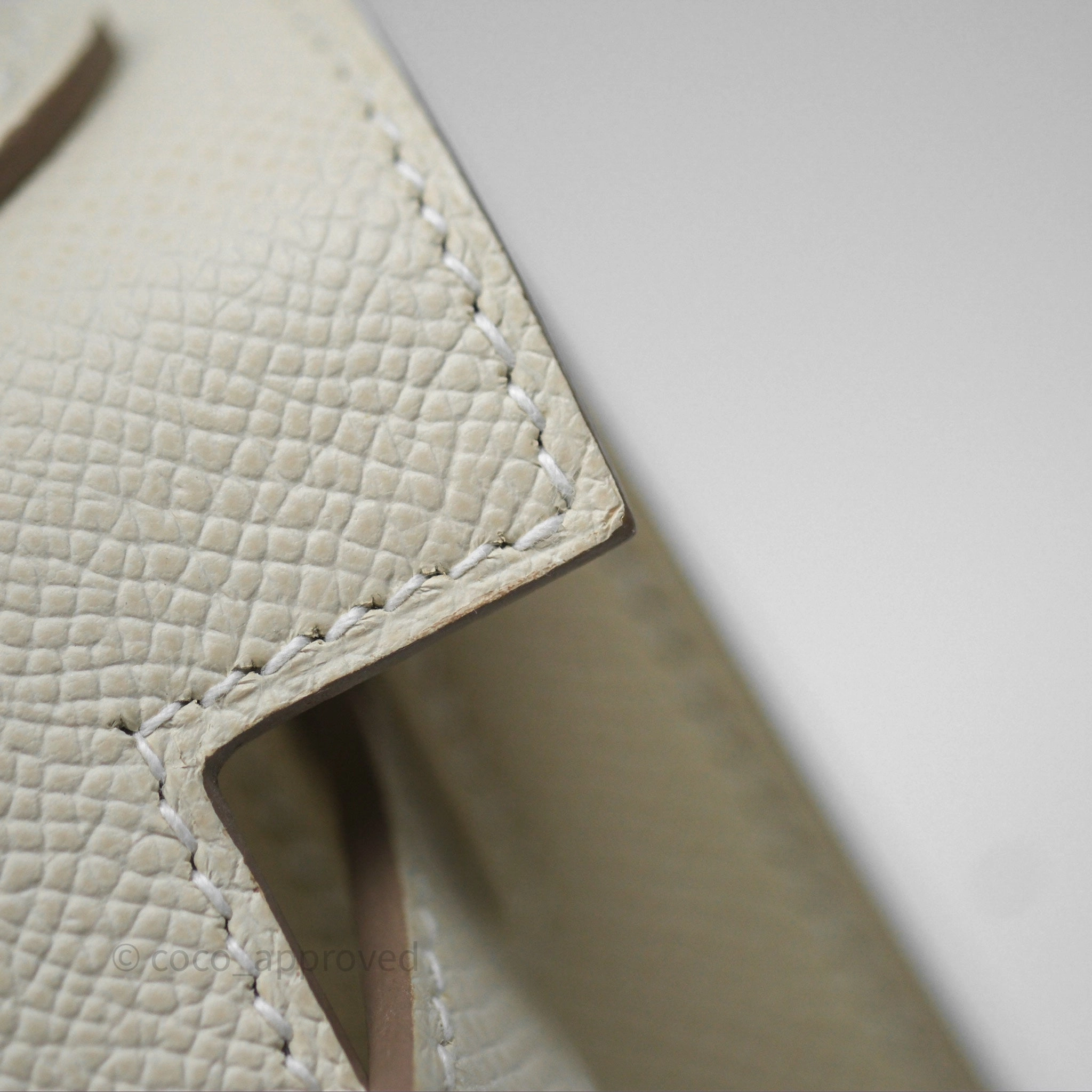 - DM/Email To Purchase - Herms Kelly 28 Sellier Craie 10 Epsom Gold Hardware