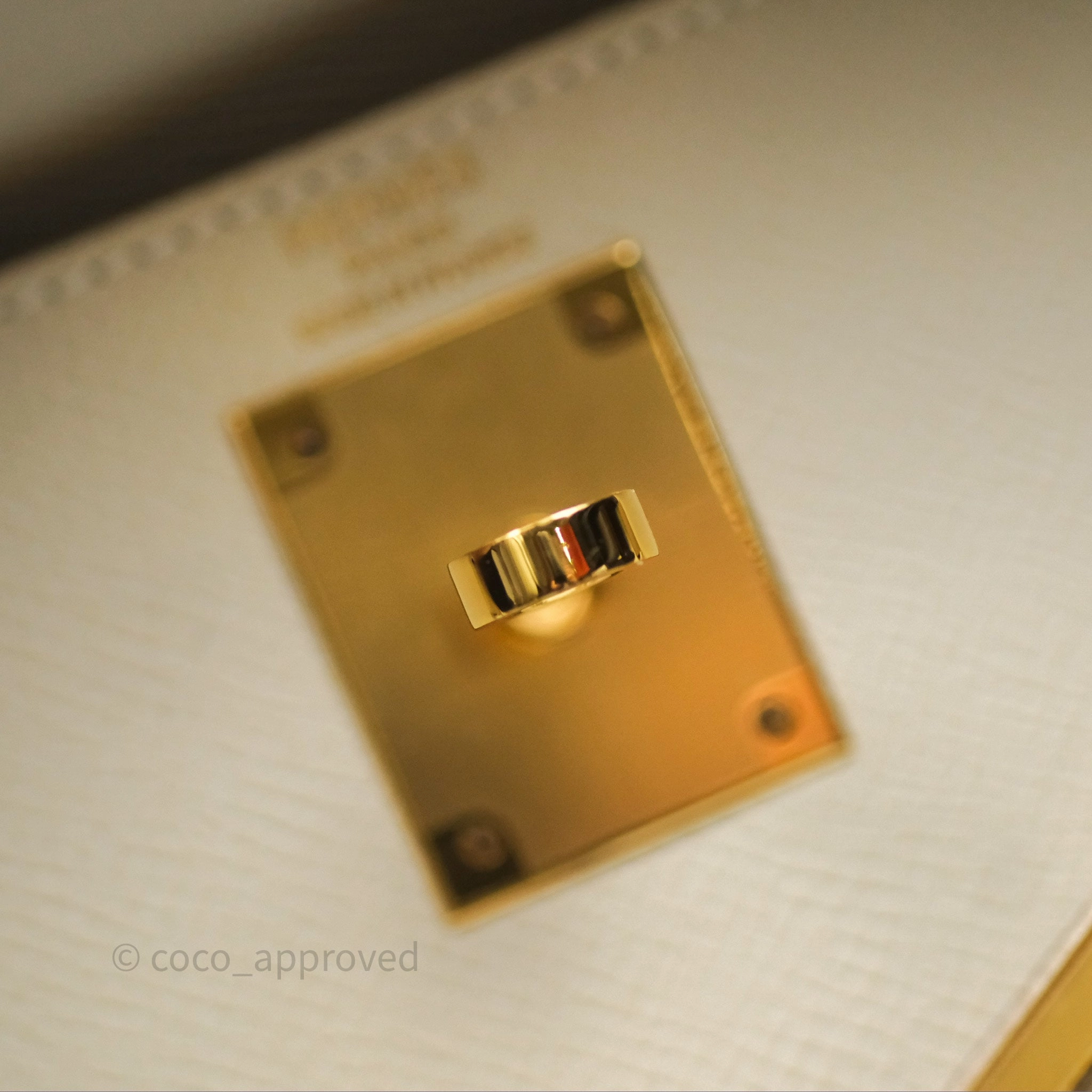 - DM/Email To Purchase - Herms Kelly 28 Sellier Craie 10 Epsom Gold Hardware