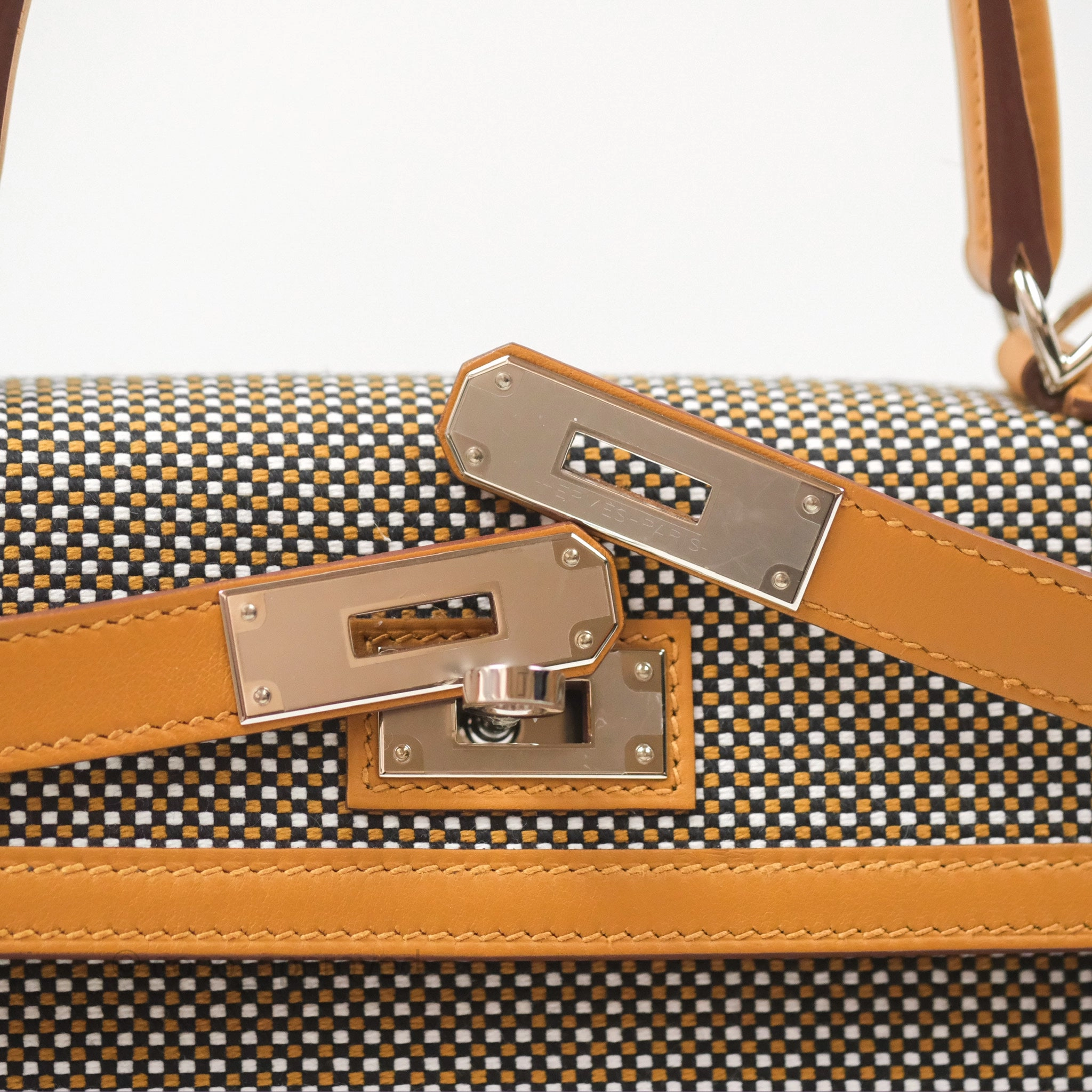 - DM/Email To Purchase - Herms Kelly Sellier 28 Quadrille Black/White/Desert Sesame Swift