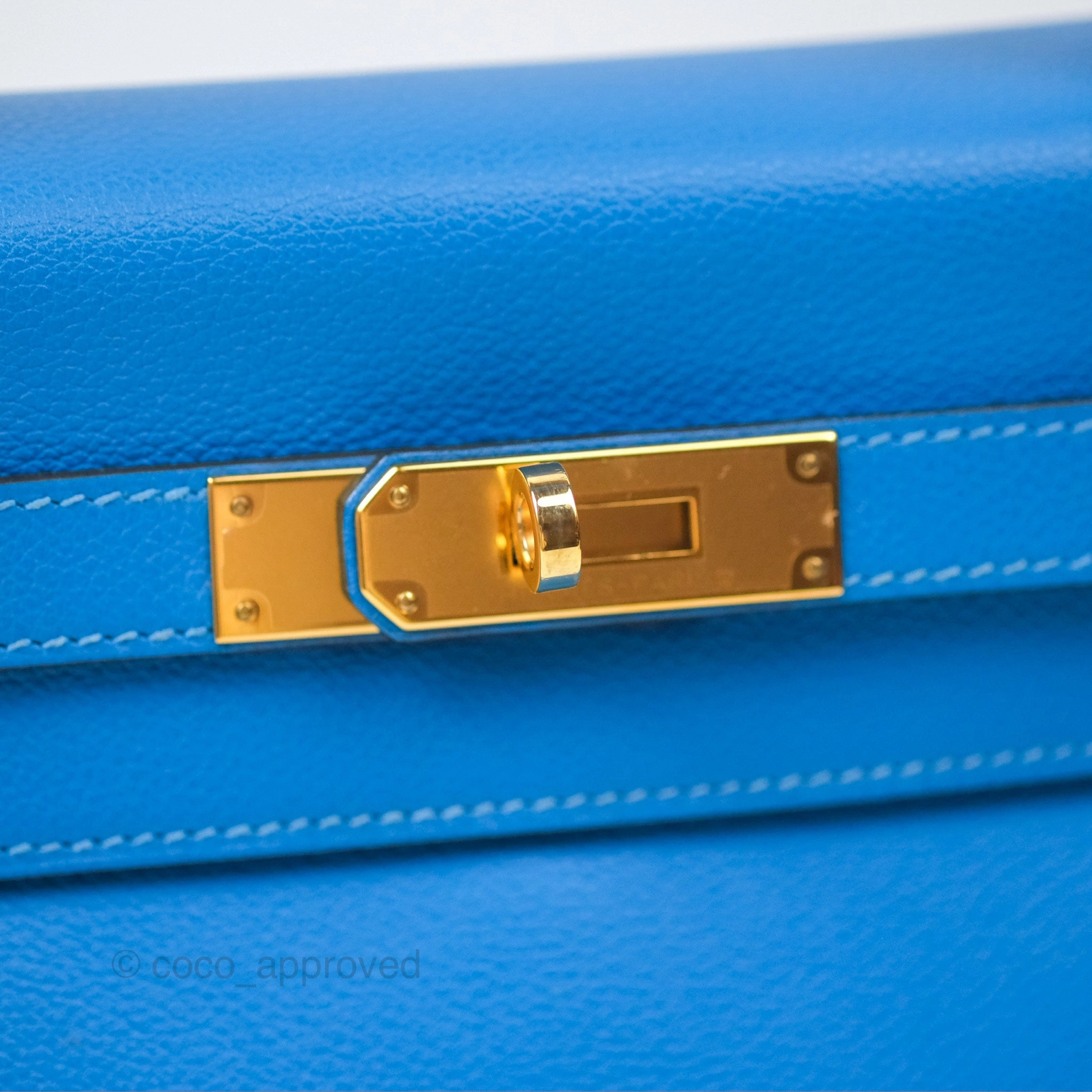 - DM/Email To Purchase - Herms Retourne Kelly 28 Blue Evercolor Gold Hardware