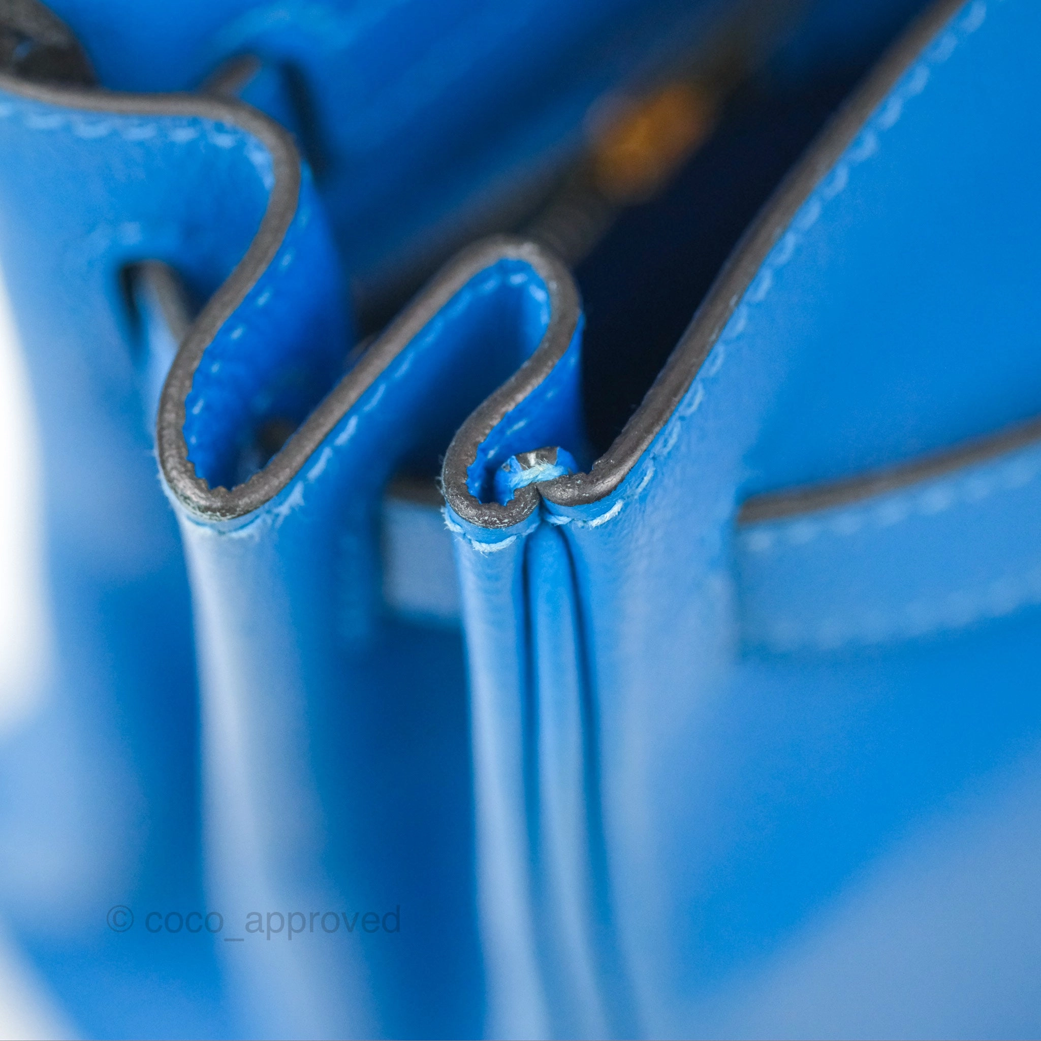 - DM/Email To Purchase - Herms Retourne Kelly 28 Blue Evercolor Gold Hardware