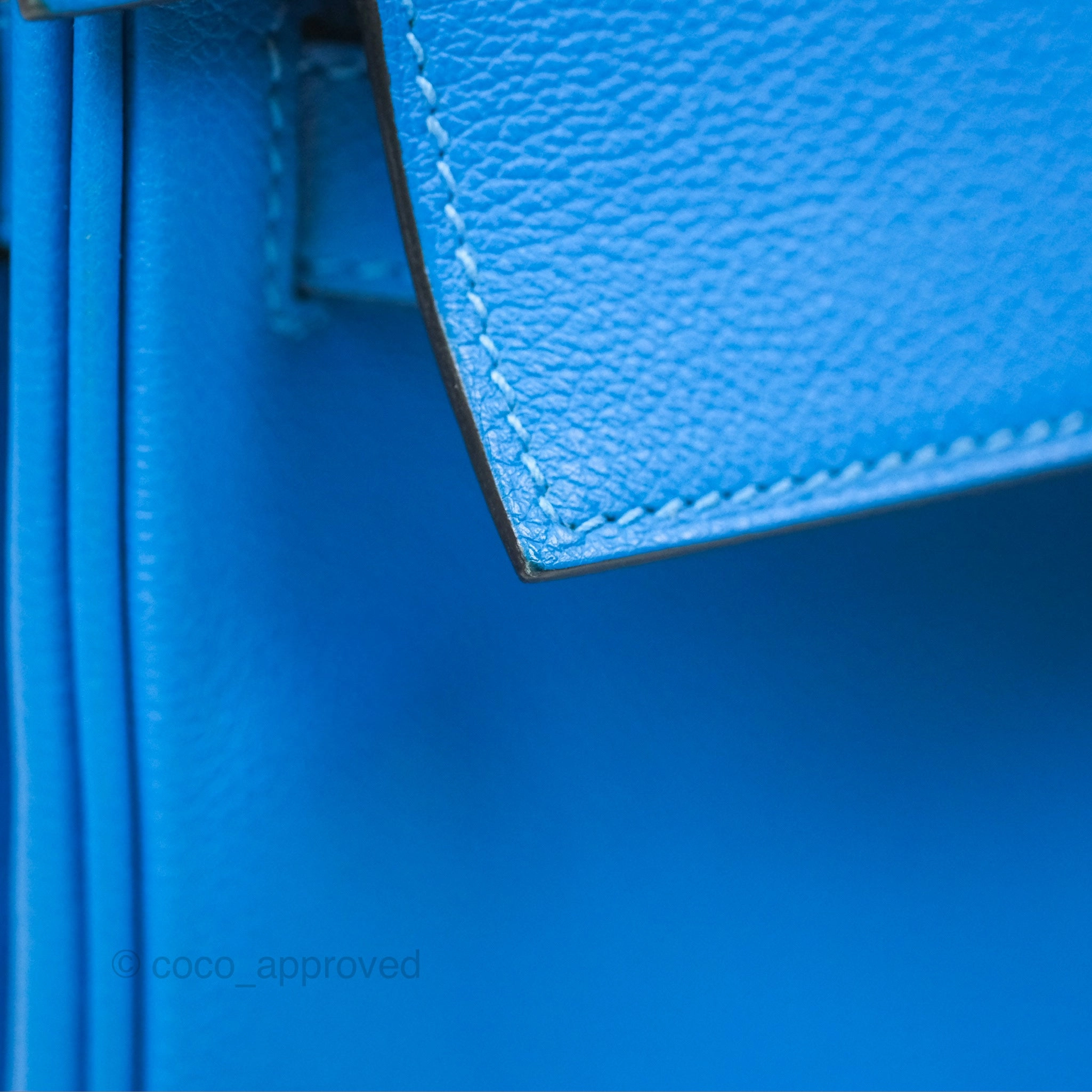 - DM/Email To Purchase - Herms Retourne Kelly 28 Blue Evercolor Gold Hardware