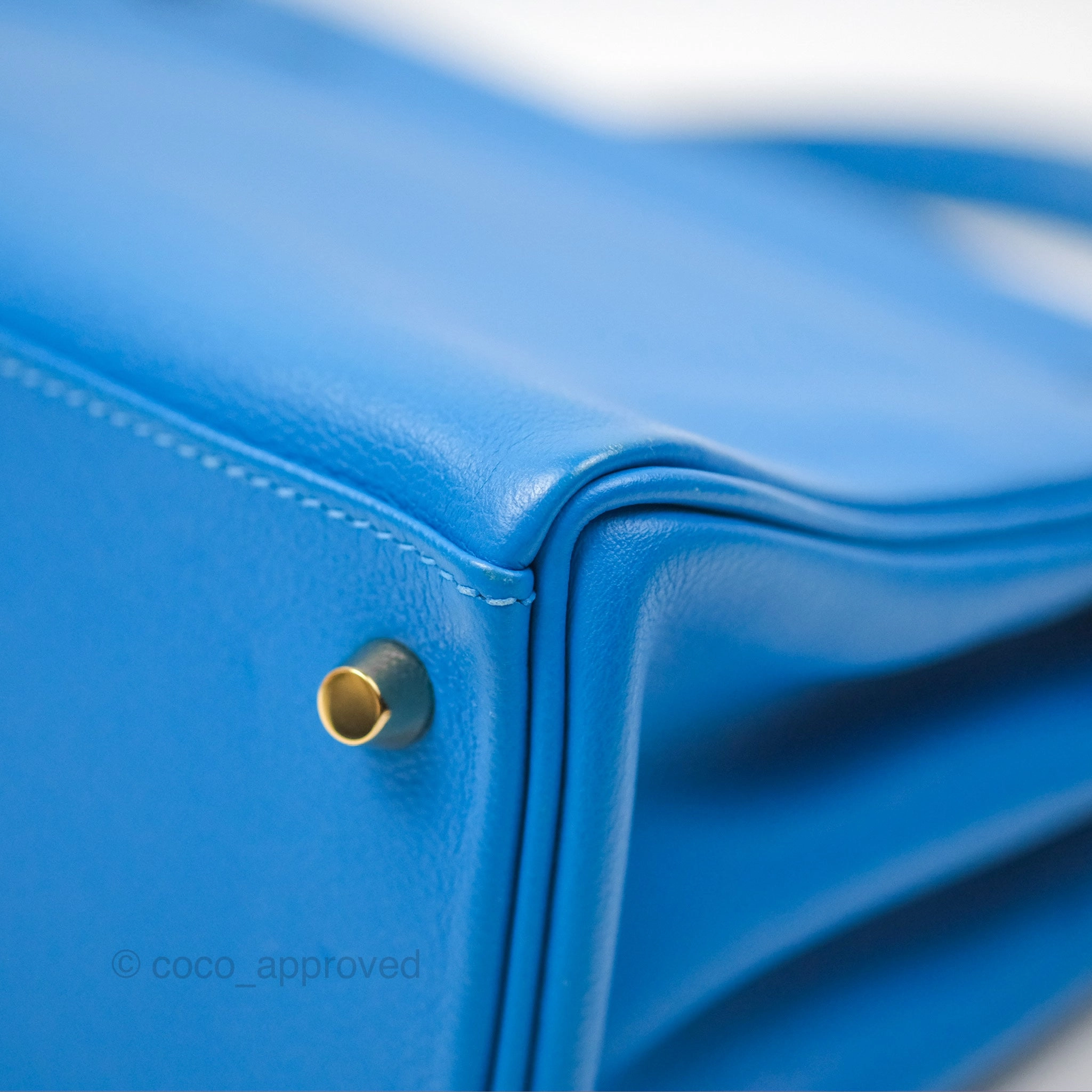 - DM/Email To Purchase - Herms Retourne Kelly 28 Blue Evercolor Gold Hardware