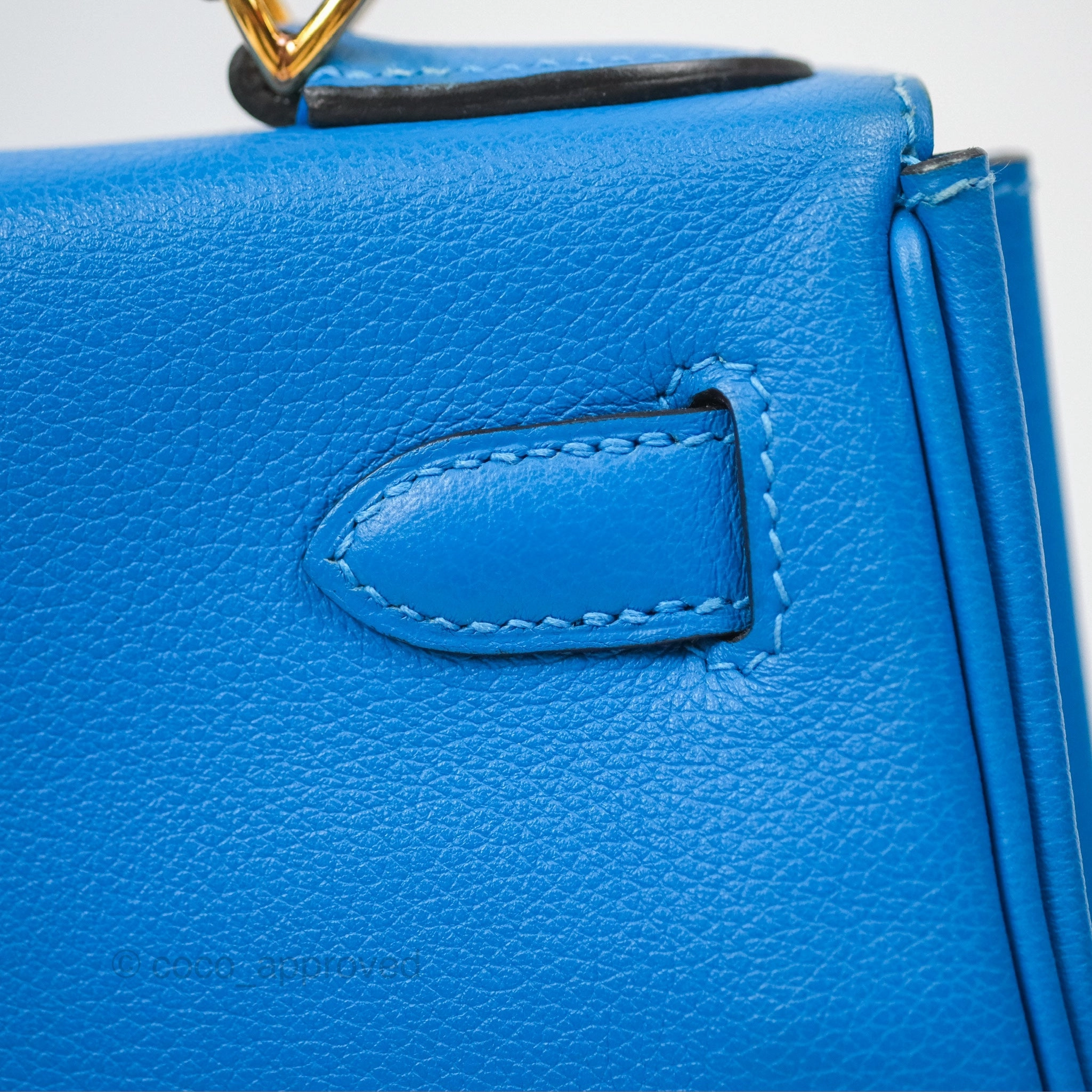 - DM/Email To Purchase - Herms Retourne Kelly 28 Blue Evercolor Gold Hardware