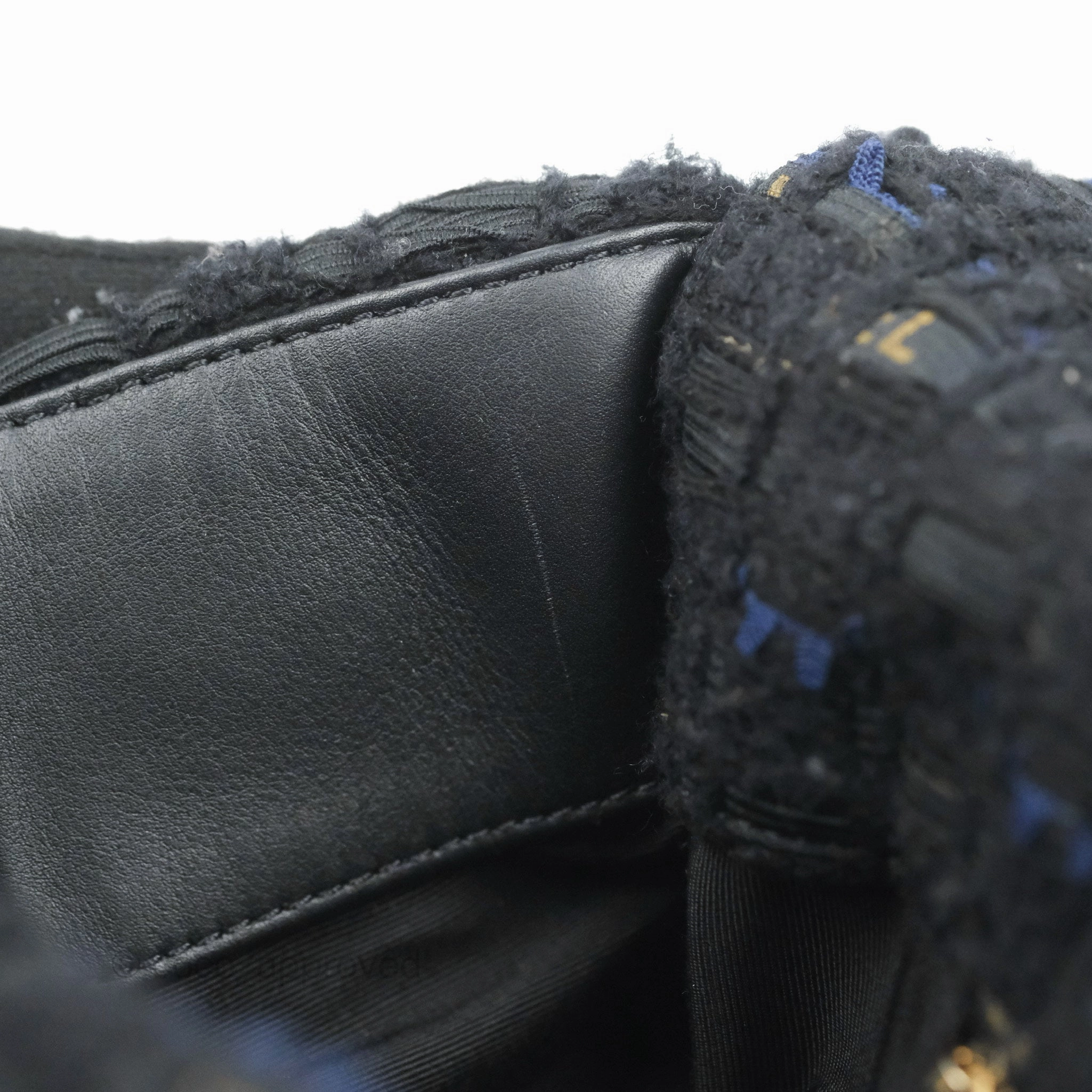 Chanel 19 Maxi Flap Bag Black Tweed Mixed Hardware