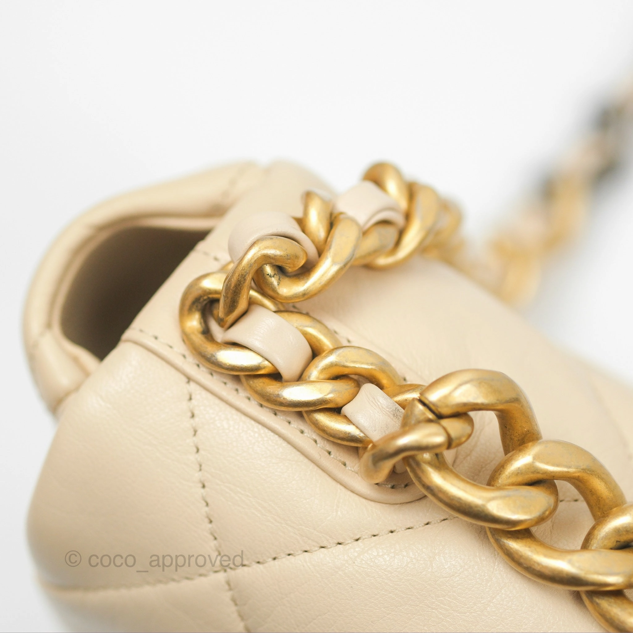 Chanel 19 Medium Beige Mixed Hardware