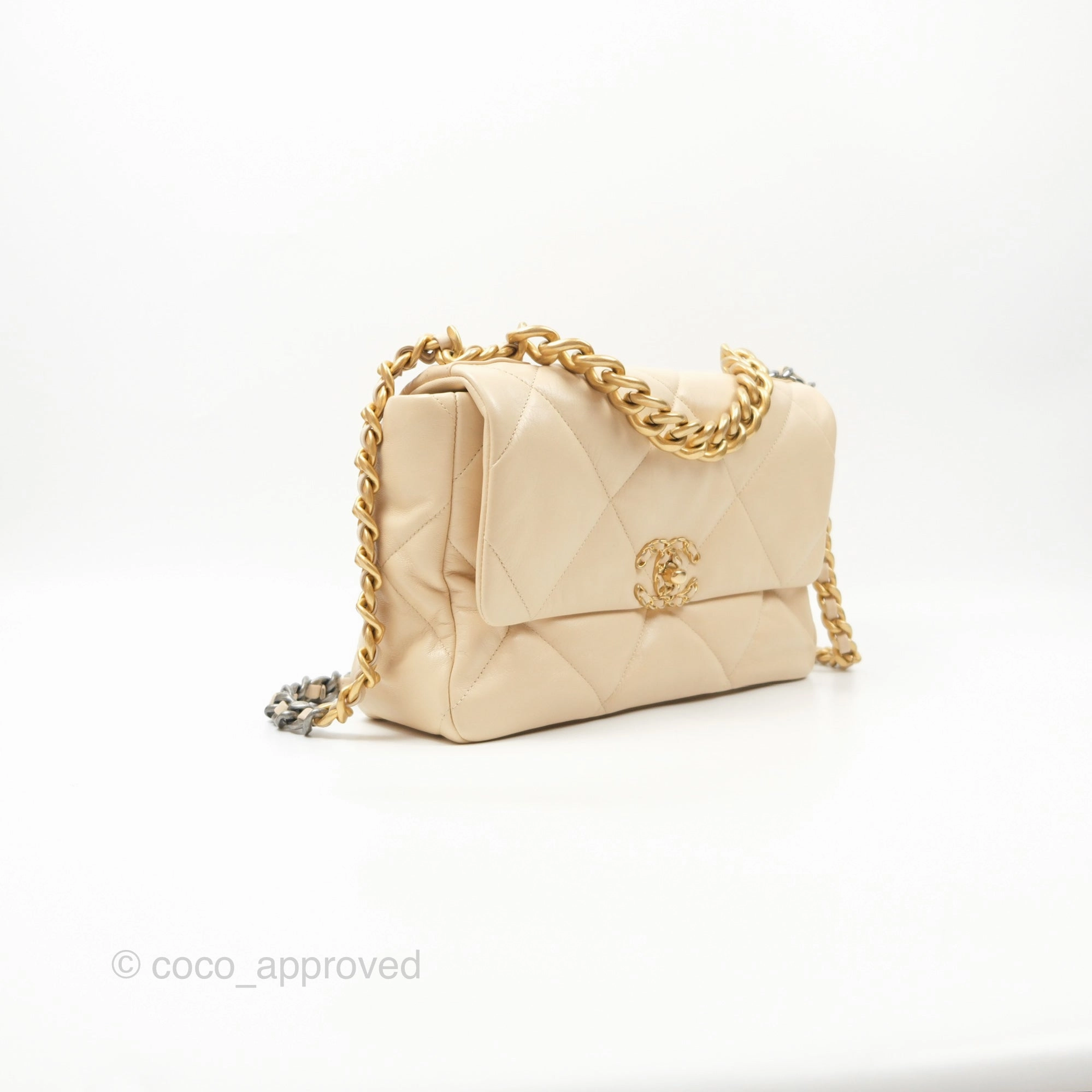 Chanel 19 Medium Beige Mixed Hardware