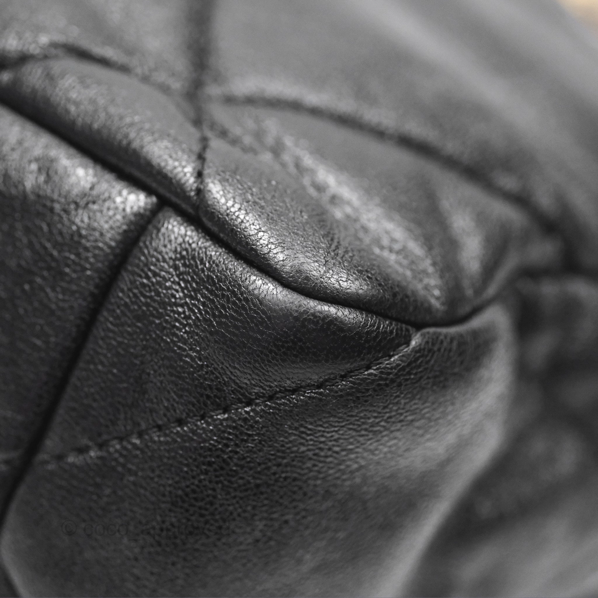 Chanel 19 Medium Black Goatskin Mixed Hardware