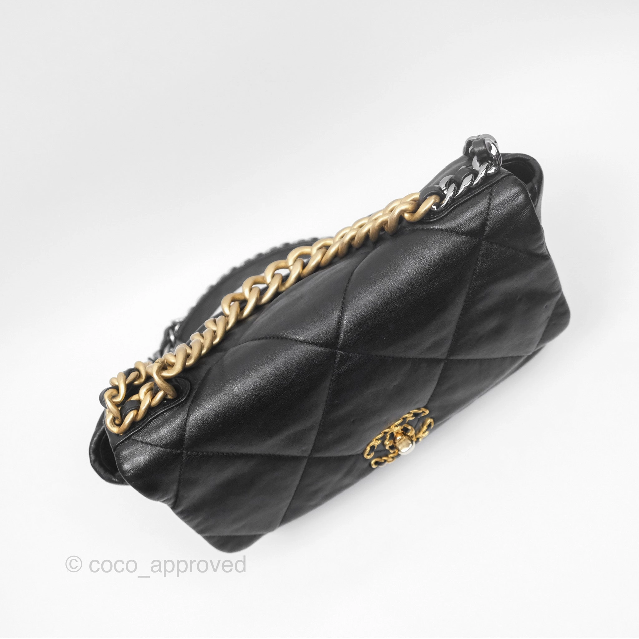 Chanel 19 Medium Black Goatskin Mixed Hardware
