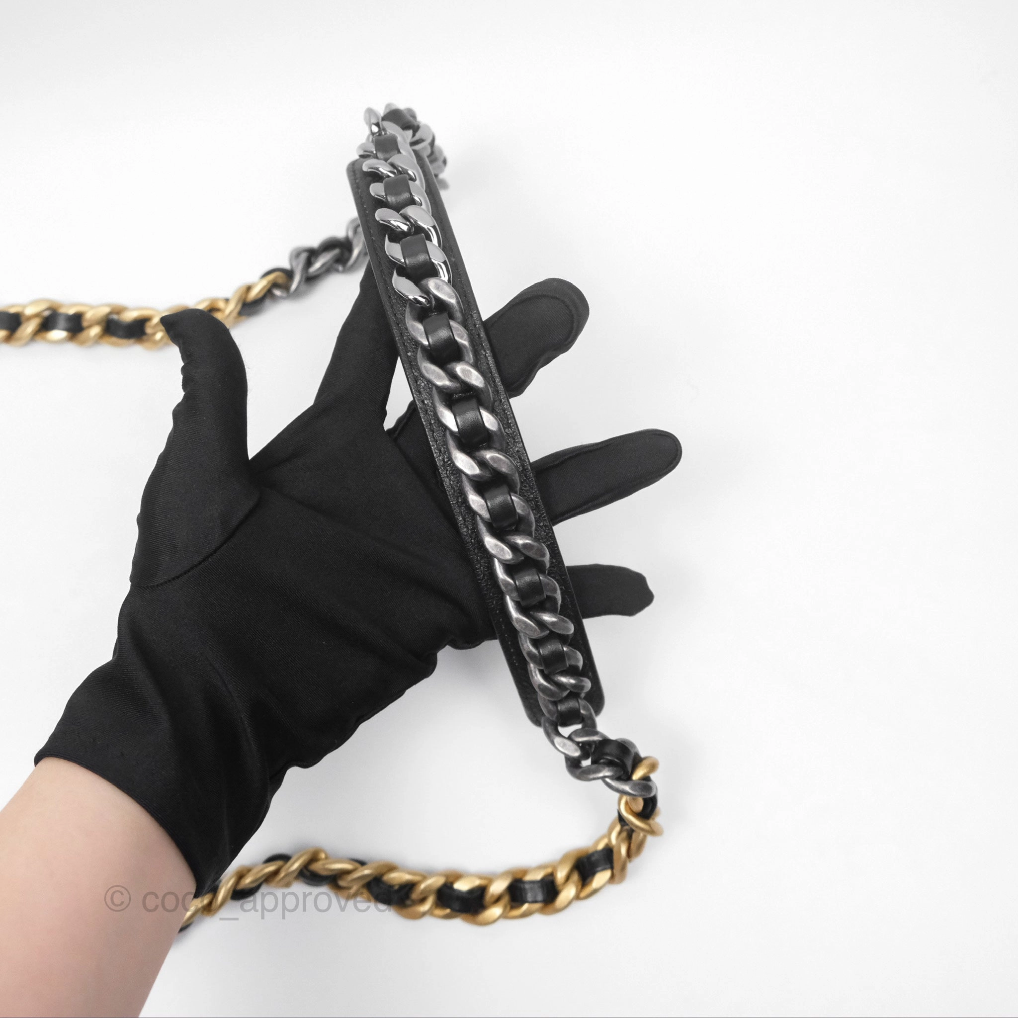 Chanel 19 Medium Black Goatskin Mixed Hardware