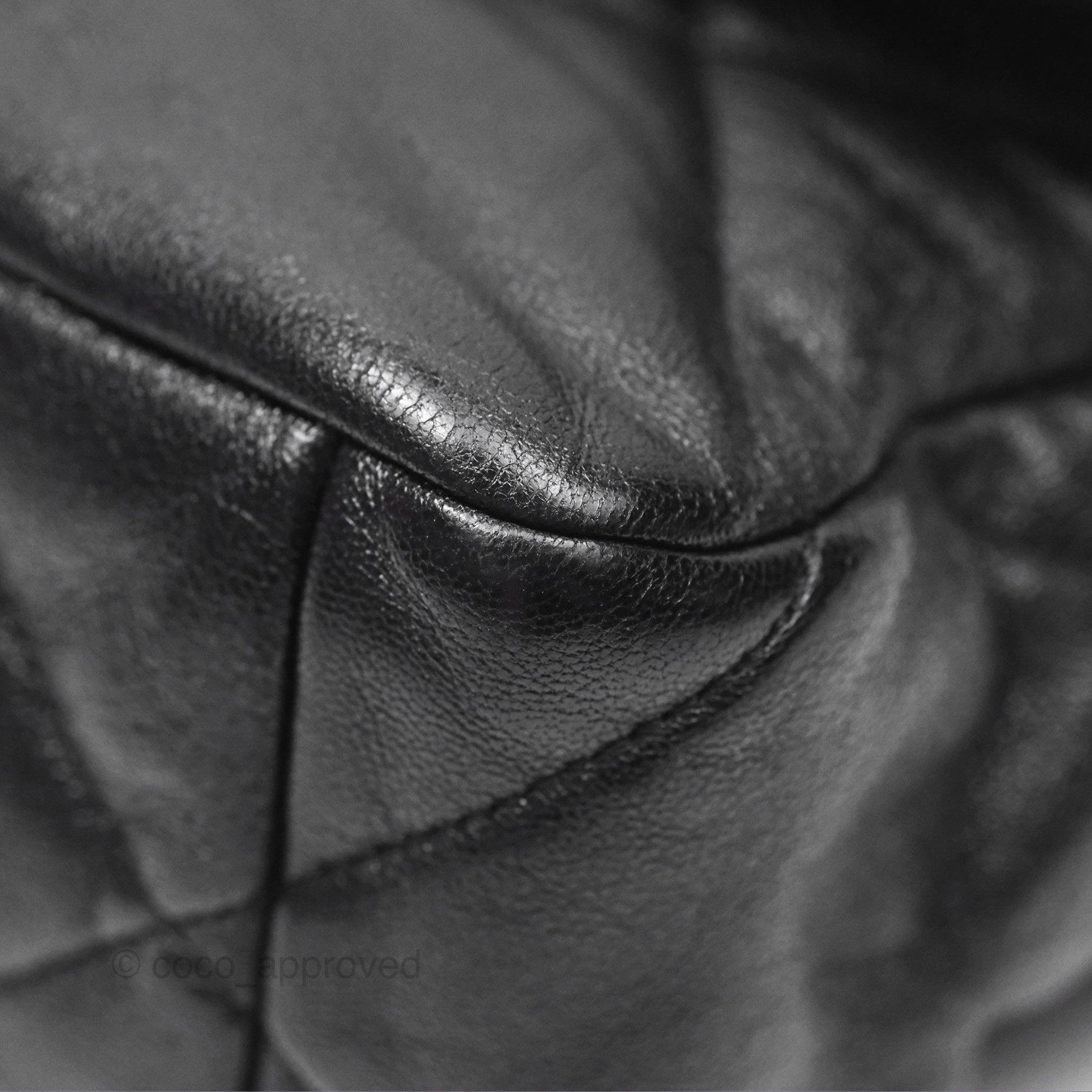Chanel 19 Medium Black Goatskin Mixed Hardware