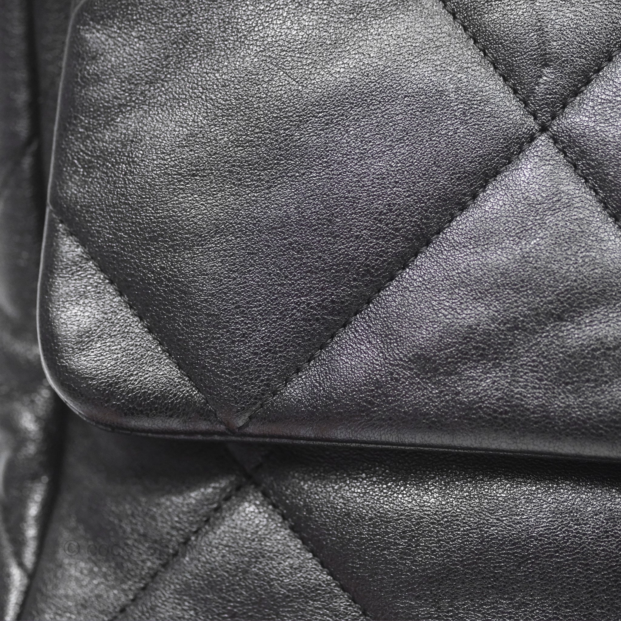 Chanel 19 Medium Black Goatskin Mixed Hardware