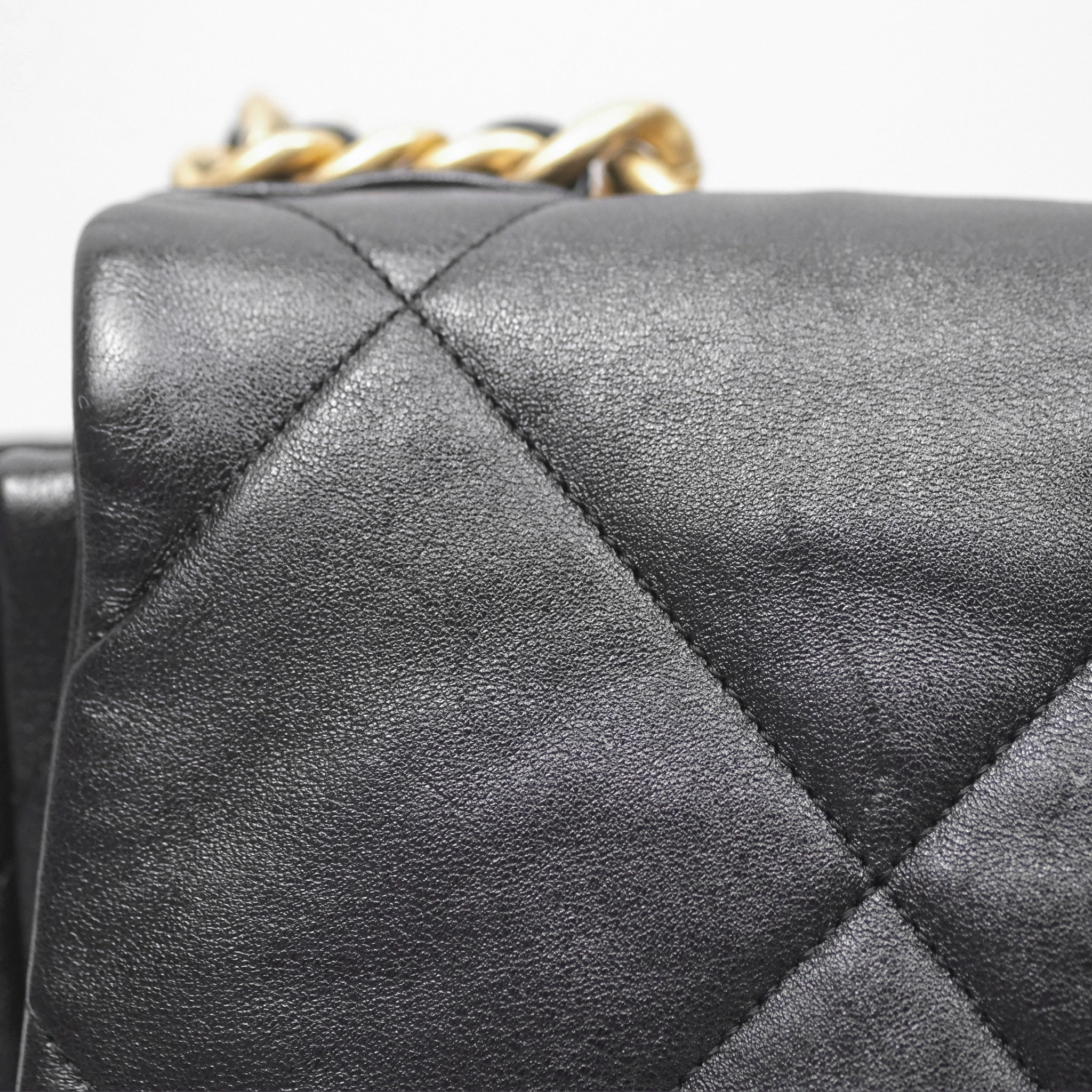 Chanel 19 Medium Black Goatskin Mixed Hardware