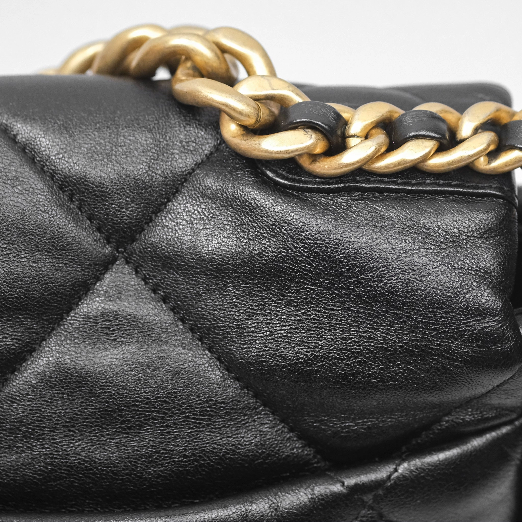 Chanel 19 Medium Black Goatskin Mixed Hardware