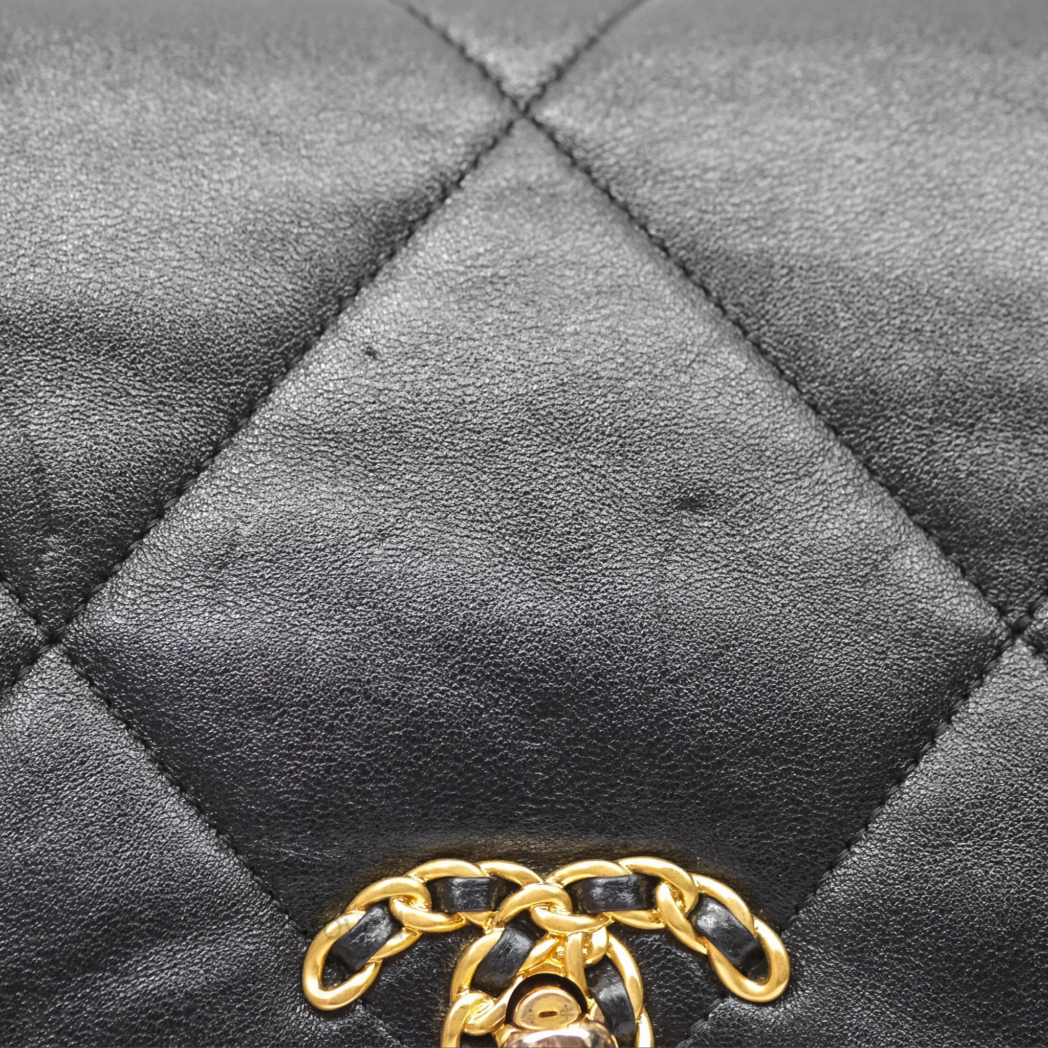 Chanel 19 Medium Black Goatskin Mixed Hardware