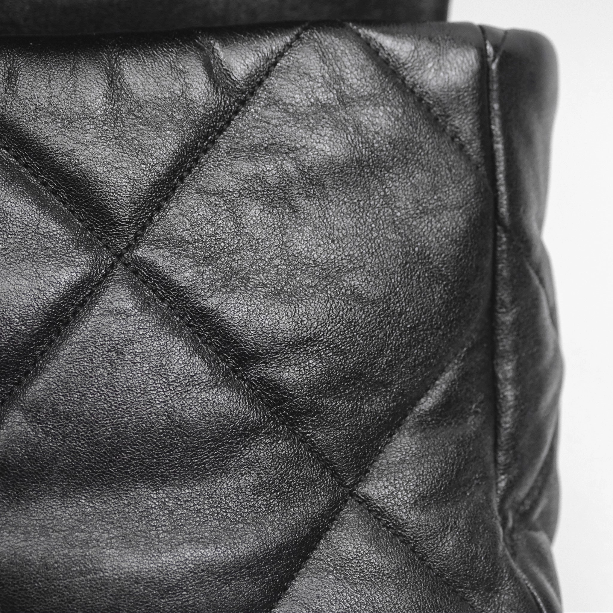 Chanel 19 Medium Black Goatskin Mixed Hardware