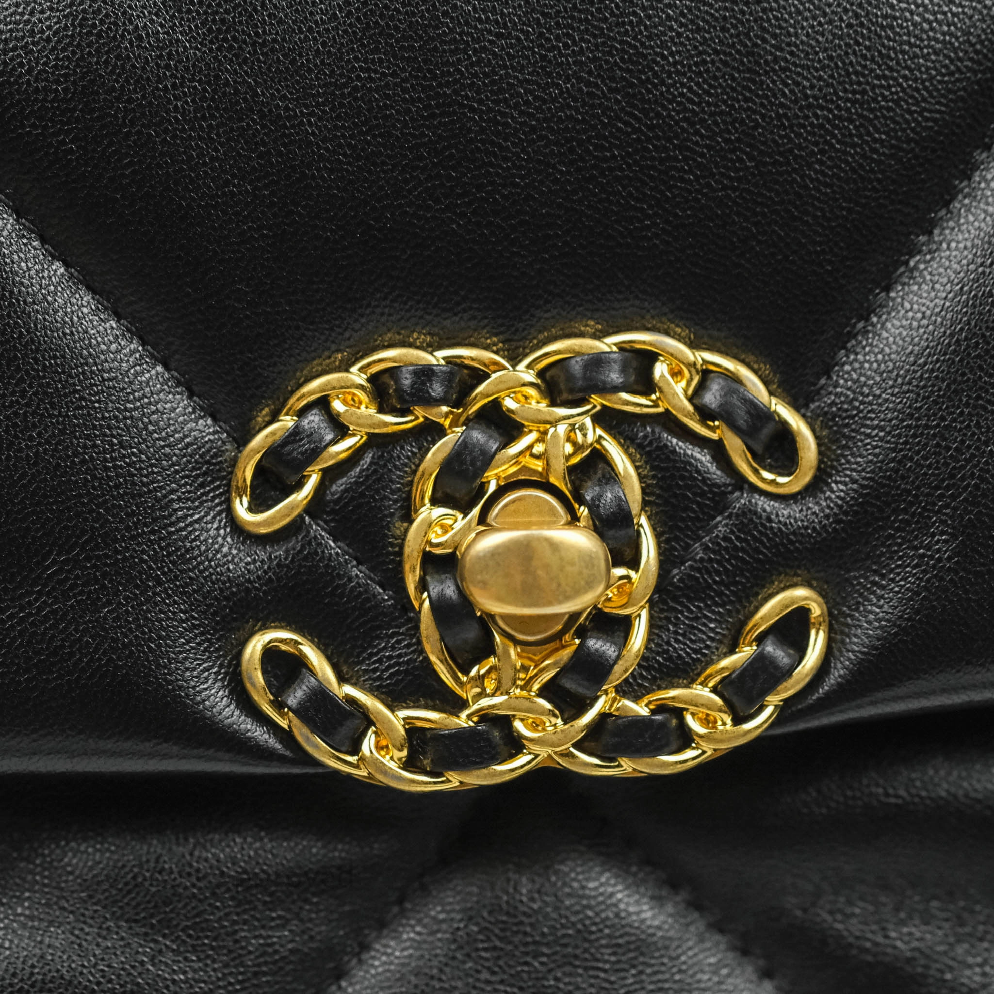 Chanel 19 Medium Black Mixed Hardware