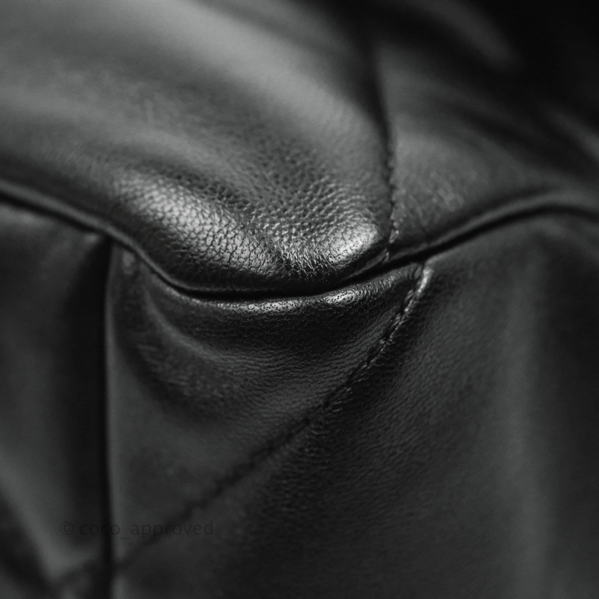 Chanel 19 Medium Black Mixed Hardware
