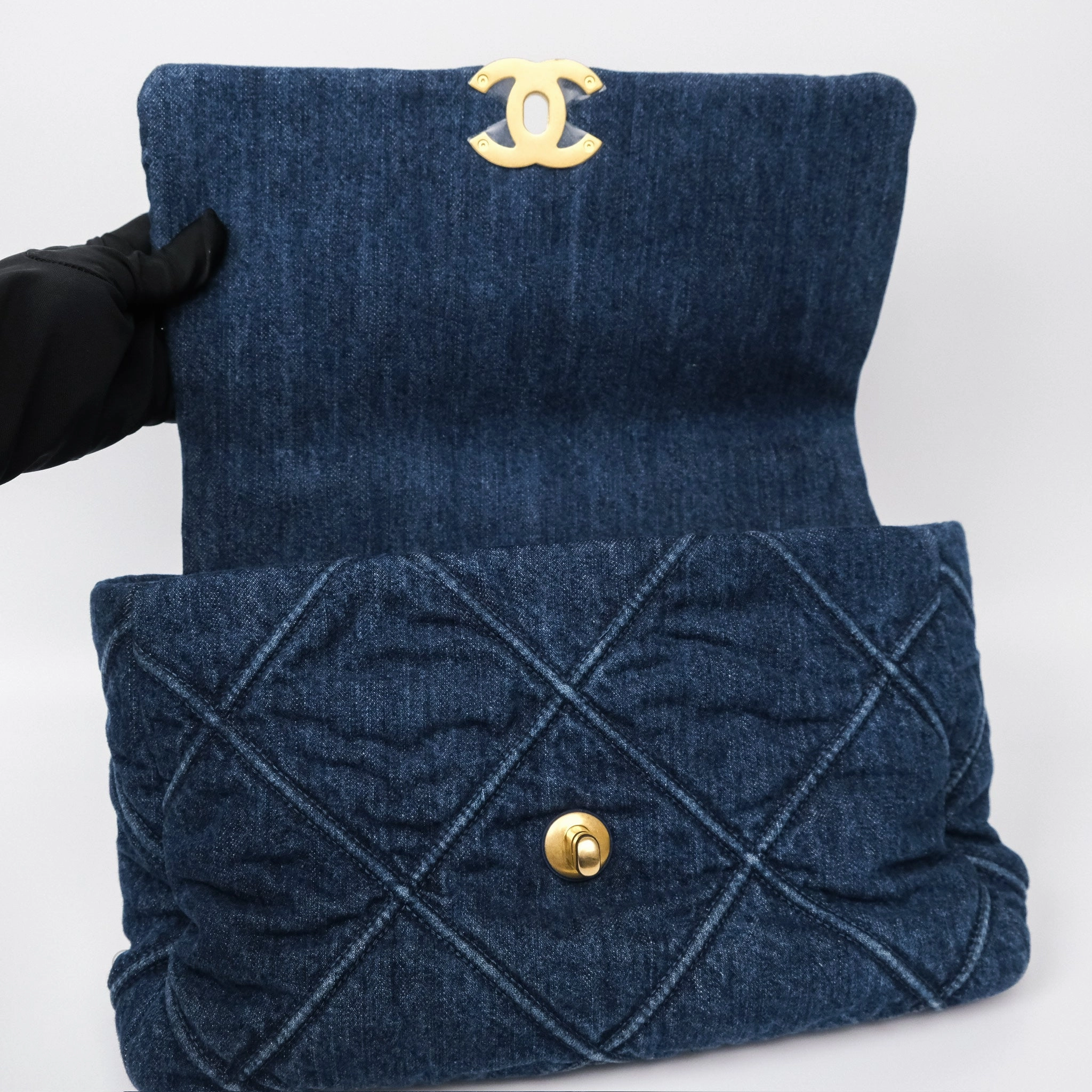 Chanel 19 Medium Dark Denim Mixed Hardware