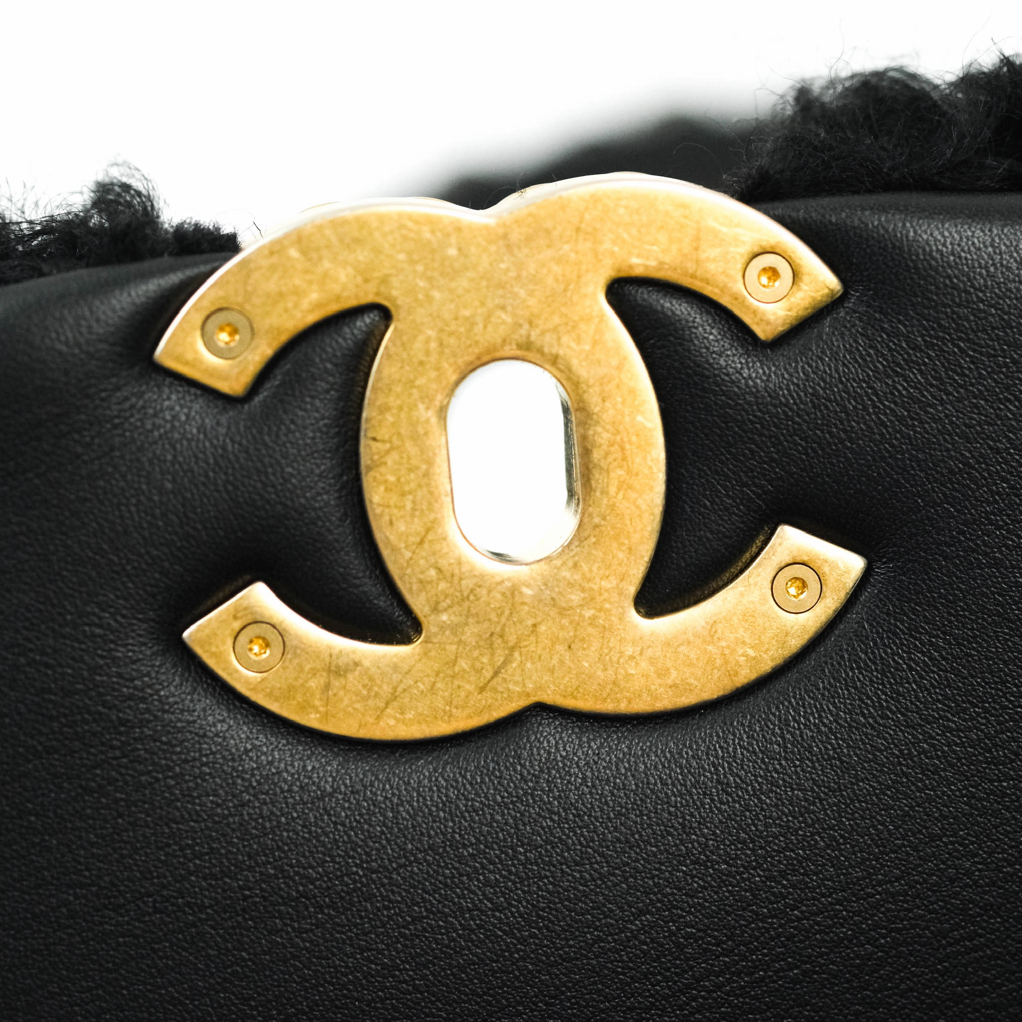 Chanel 19 Medium Shearling Black Mixed Hardware 20A