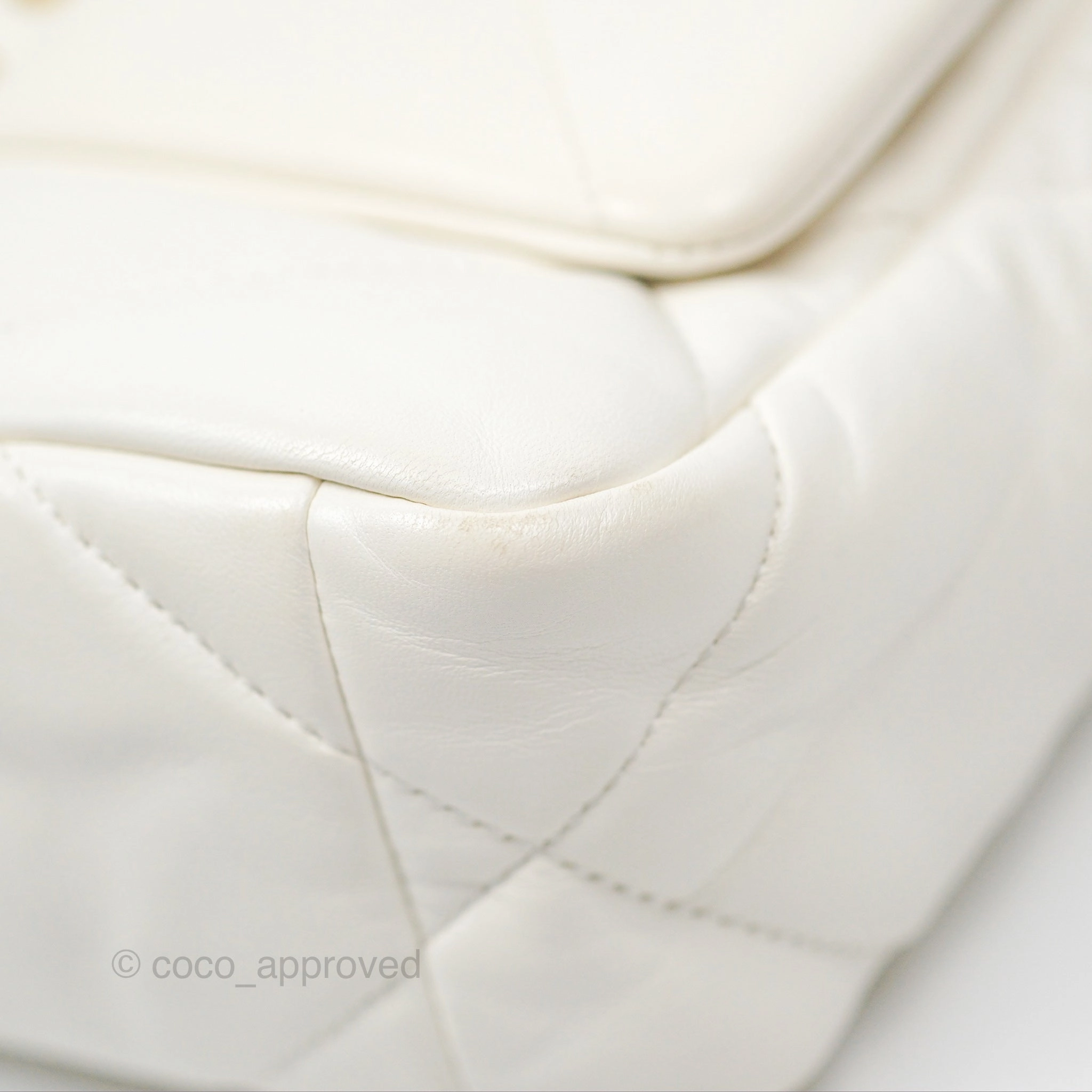 Chanel 19 Small Ivory White Lambskin Mixed Hardware