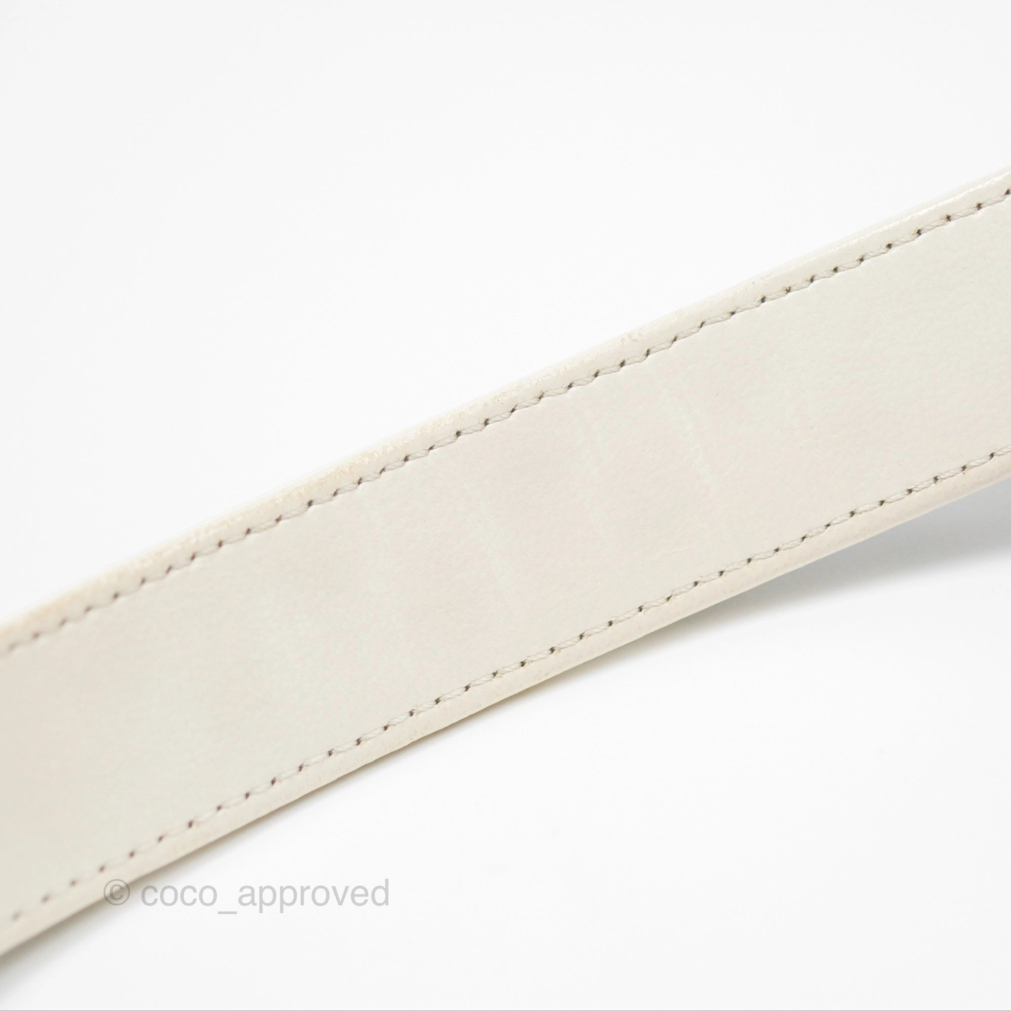 Chanel 19 Small Ivory White Lambskin Mixed Hardware