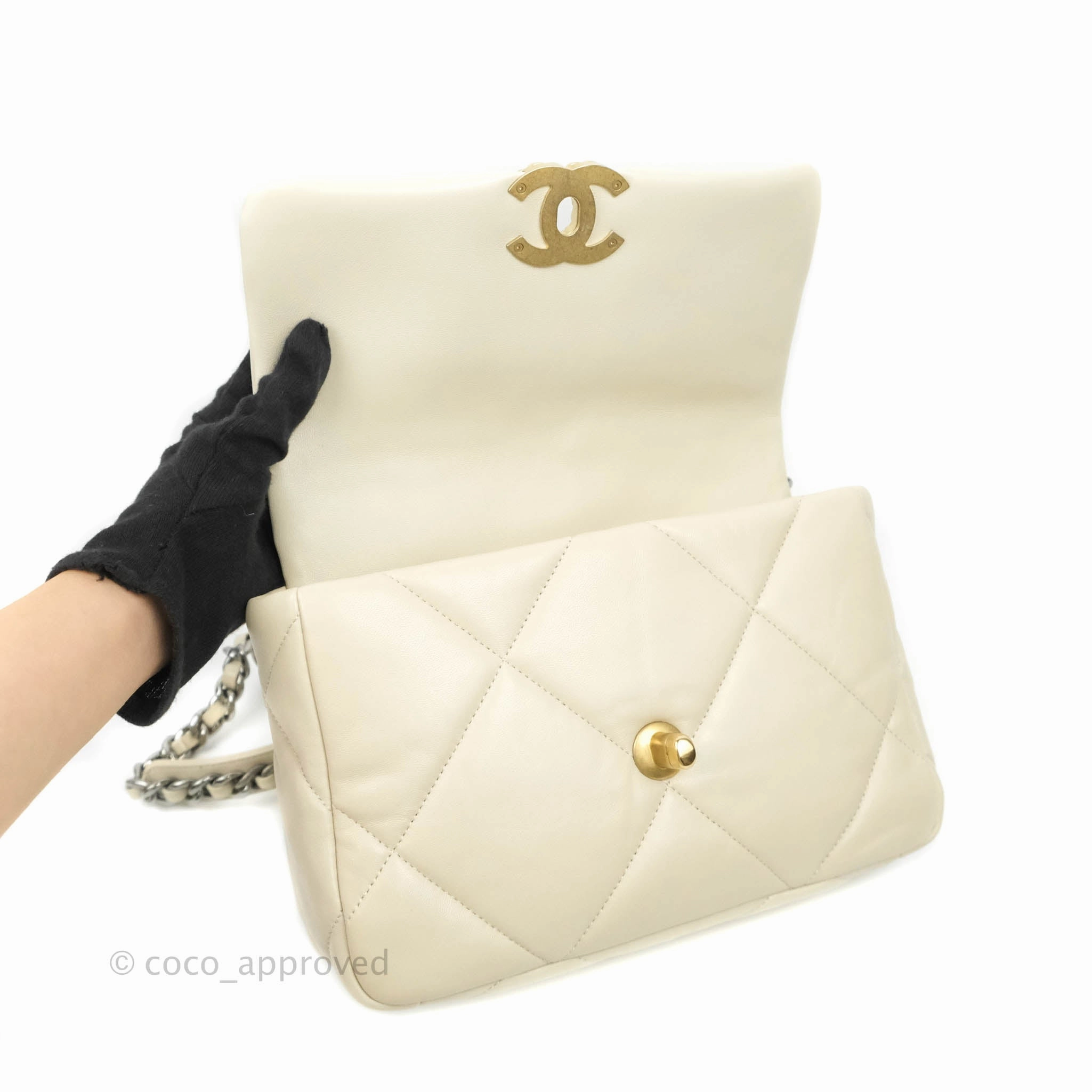 Chanel 19 Small Light Beige Lambskin Mixed Hardware 21C