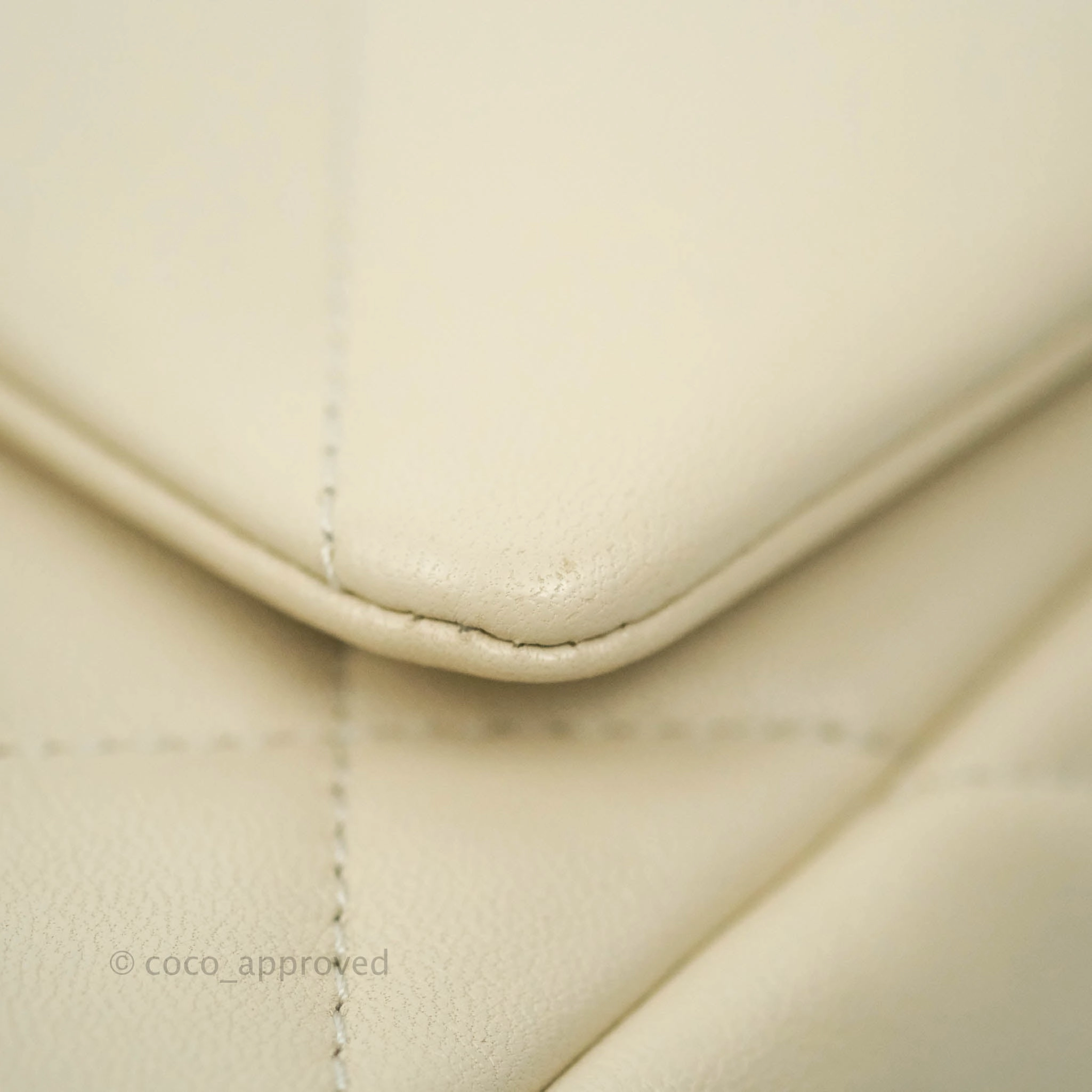 Chanel 19 Small Light Beige Lambskin Mixed Hardware 21C
