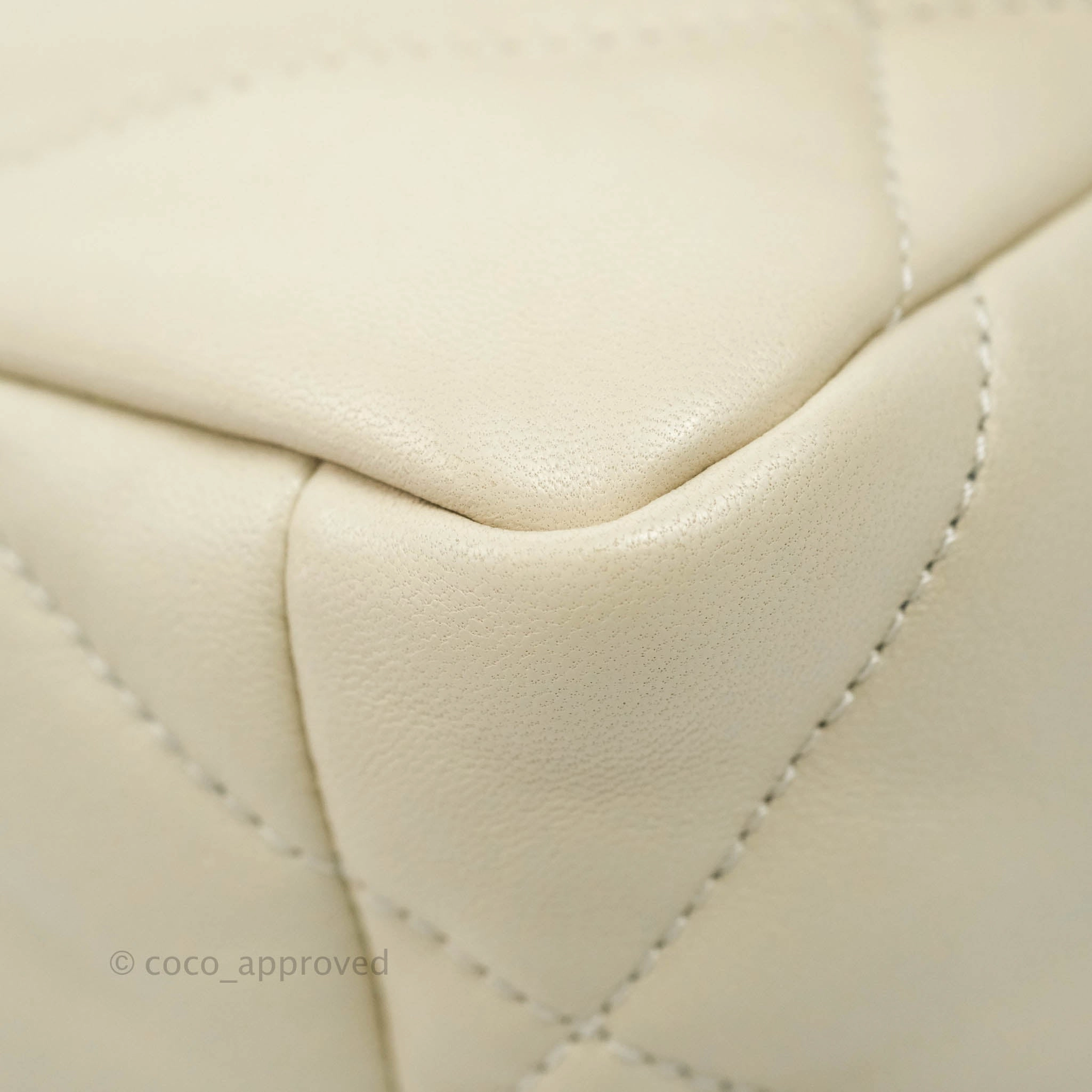 Chanel 19 Small Light Beige Lambskin Mixed Hardware 21C