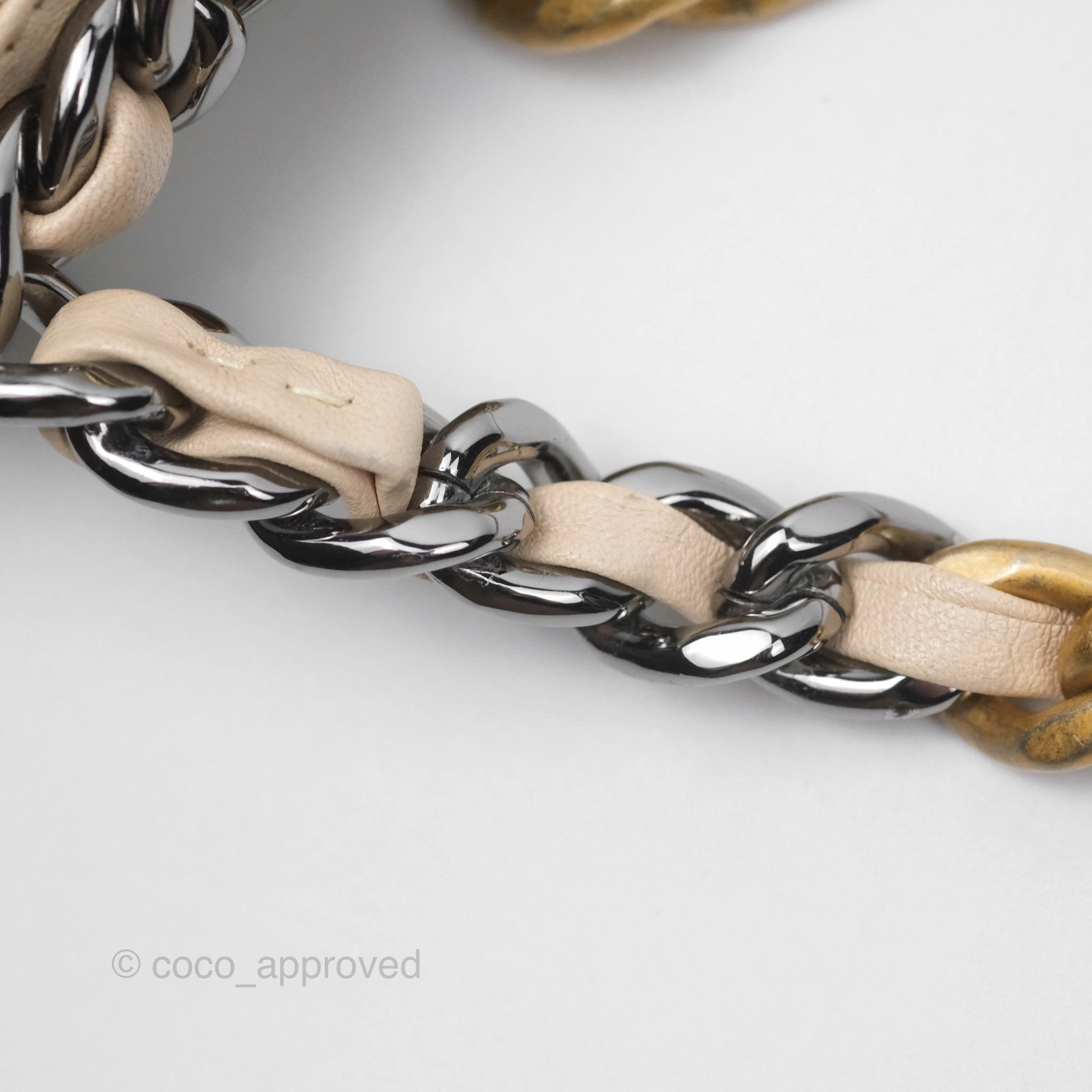 Chanel 19 Small Tweed Oreo Cream Mixed Hardware