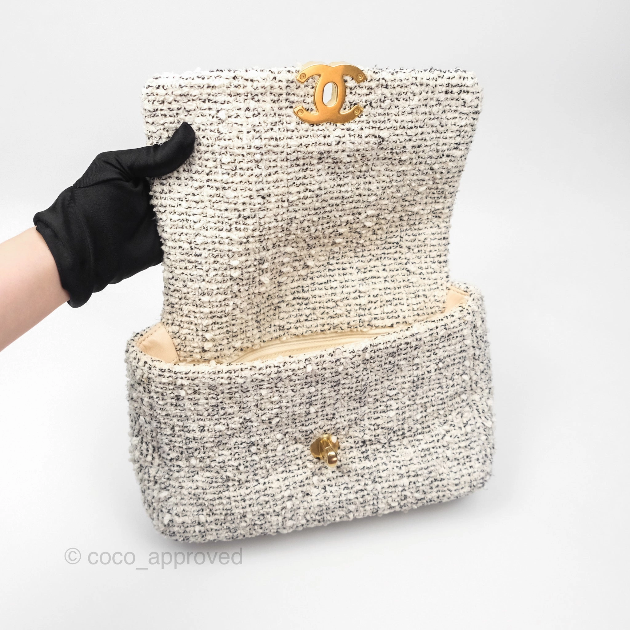 Chanel 19 Small Tweed Oreo Cream Mixed Hardware