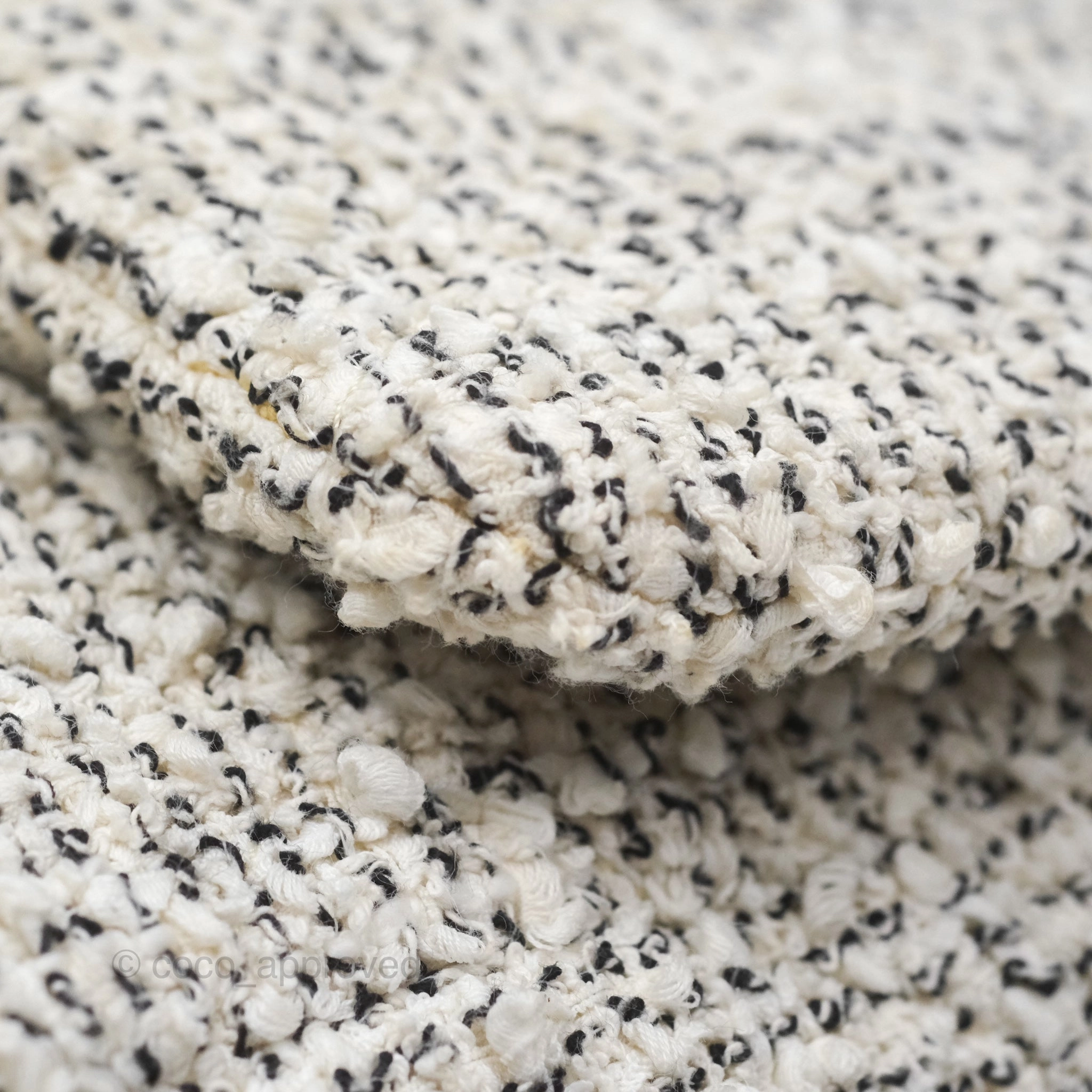 Chanel 19 Small Tweed Oreo Cream Mixed Hardware