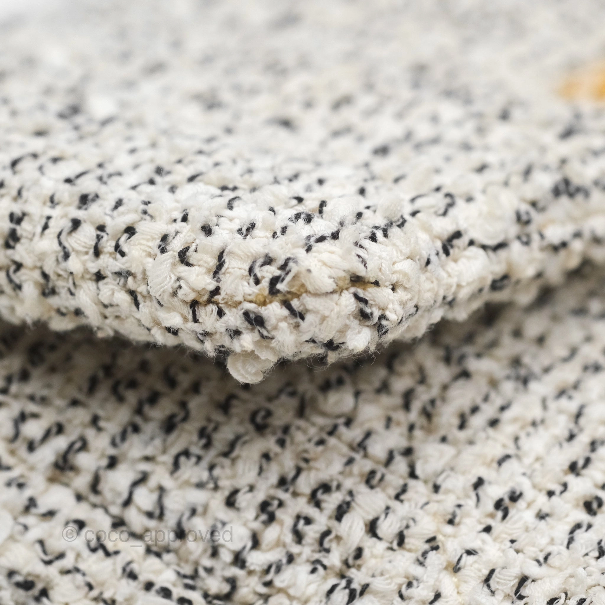 Chanel 19 Small Tweed Oreo Cream Mixed Hardware