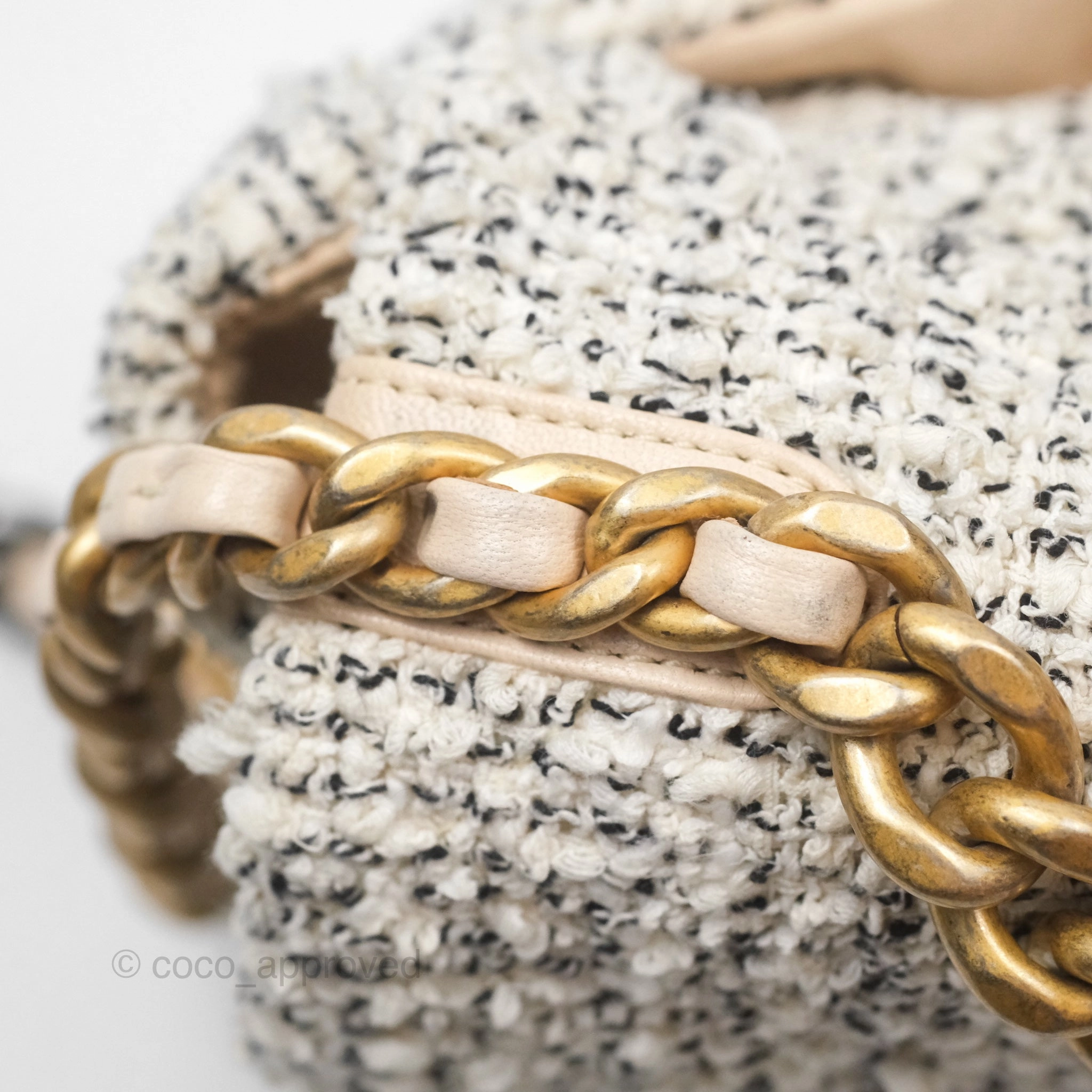 Chanel 19 Small Tweed Oreo Cream Mixed Hardware
