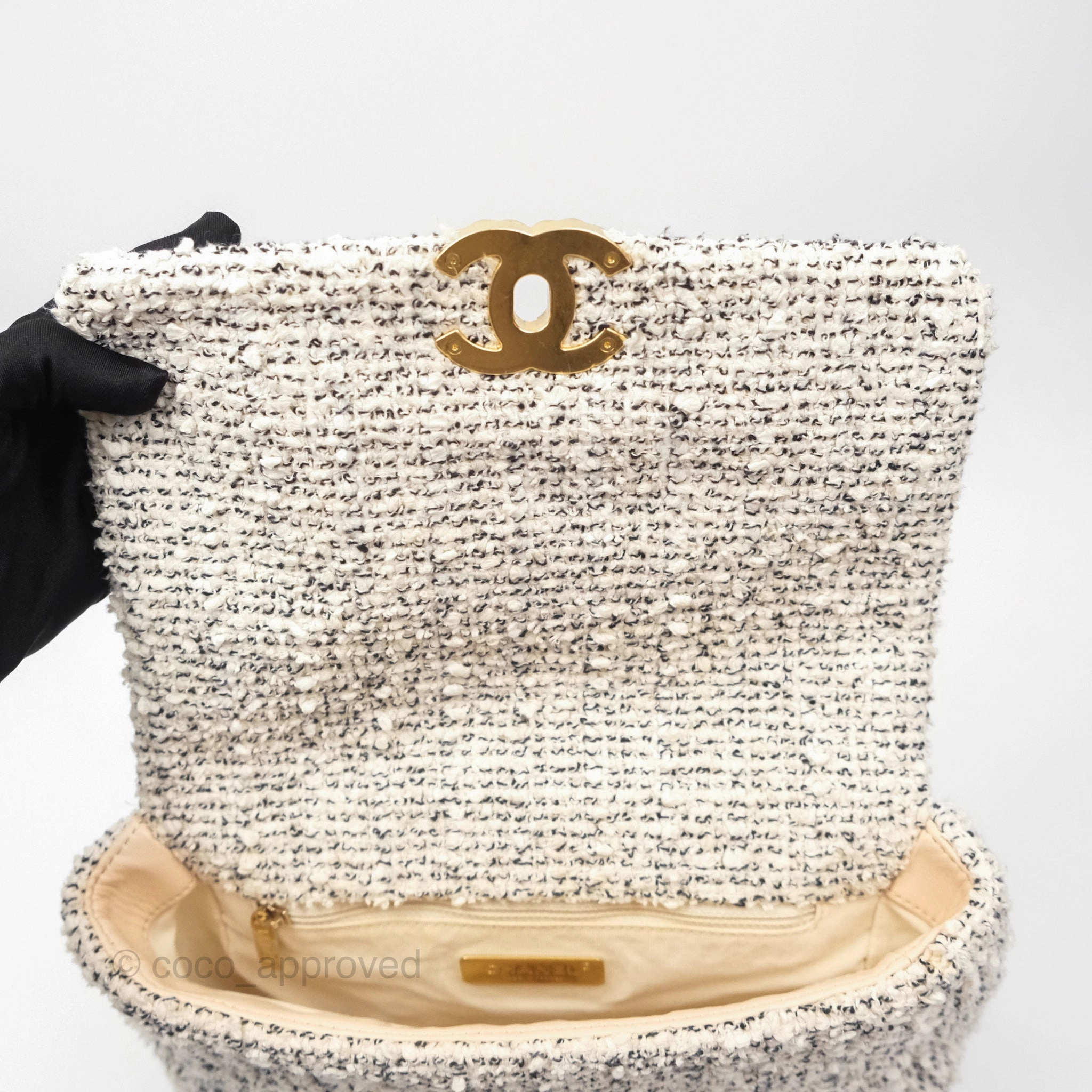 Chanel 19 Small Tweed Oreo Cream Mixed Hardware