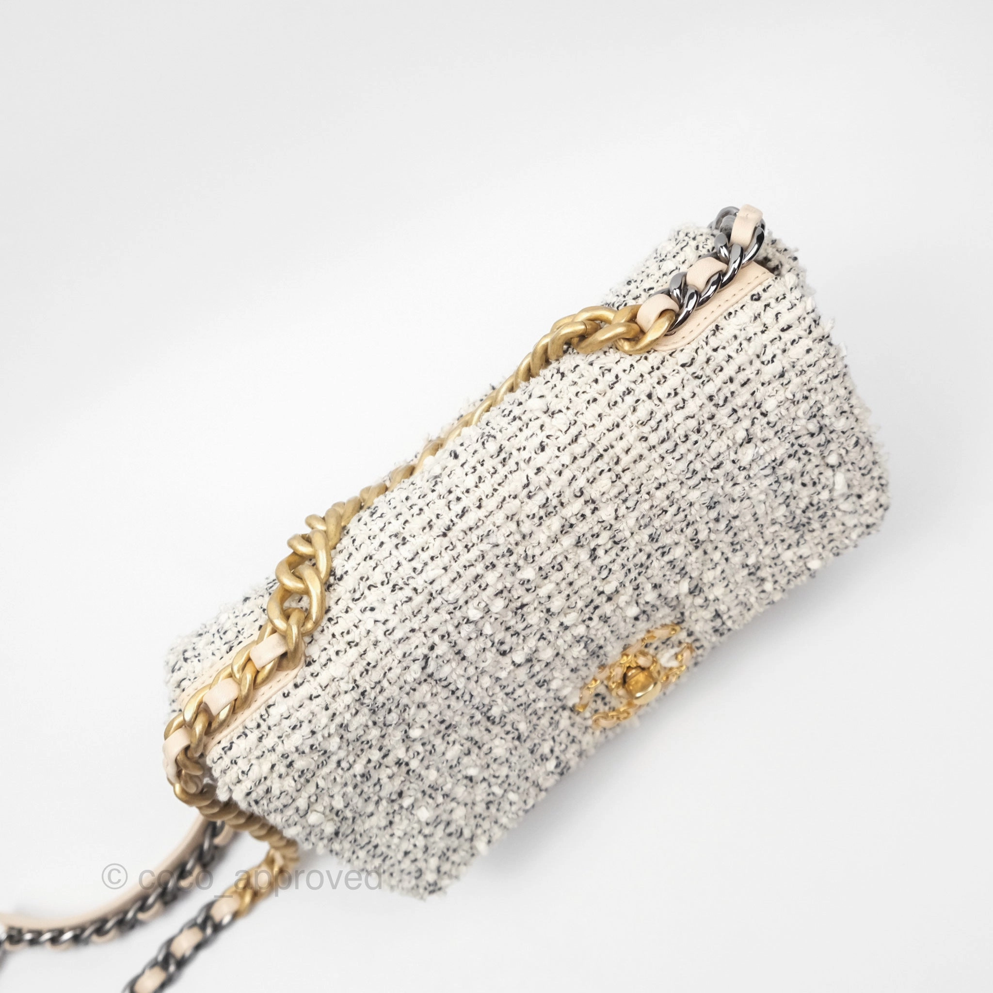 Chanel 19 Small Tweed Oreo Cream Mixed Hardware