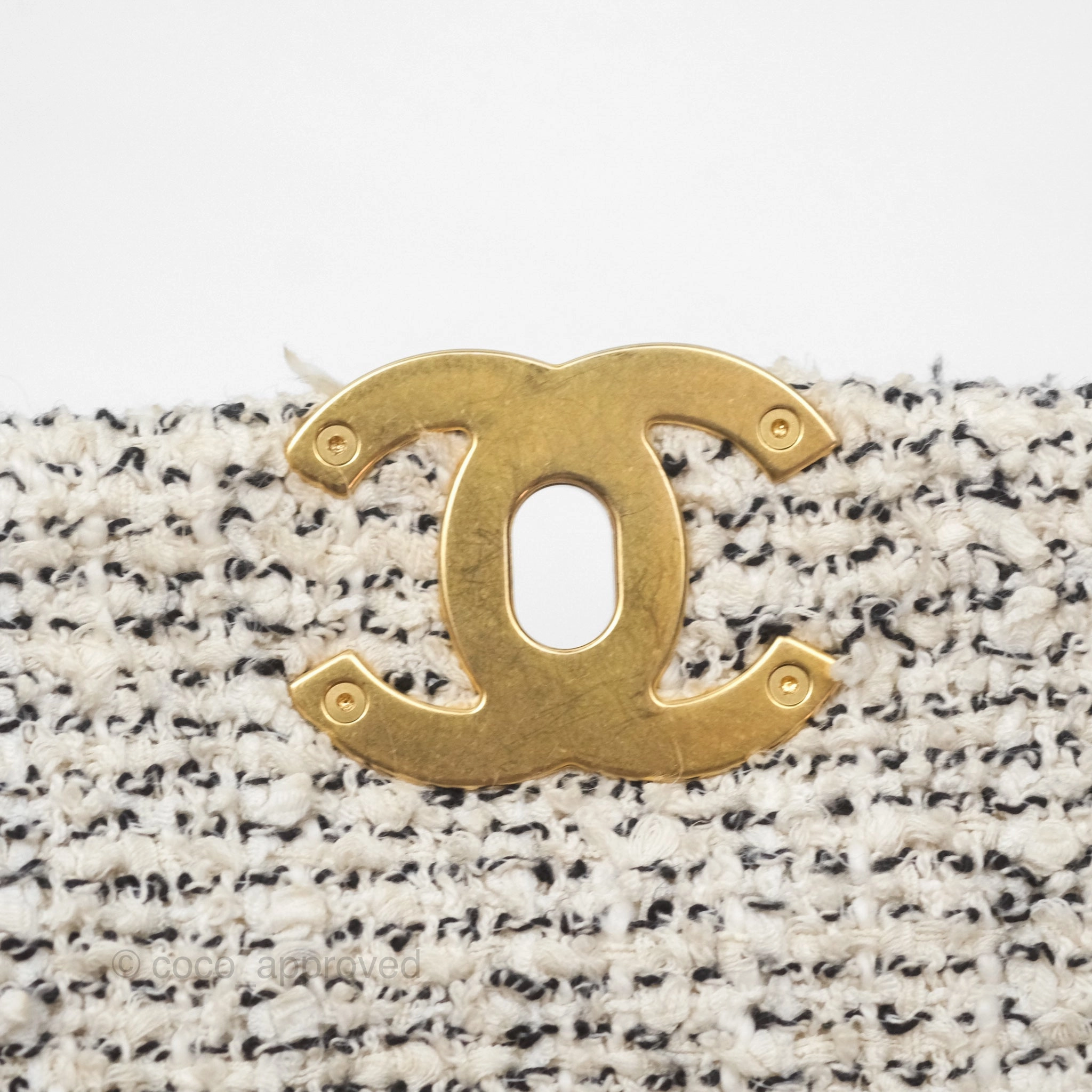 Chanel 19 Small Tweed Oreo Cream Mixed Hardware