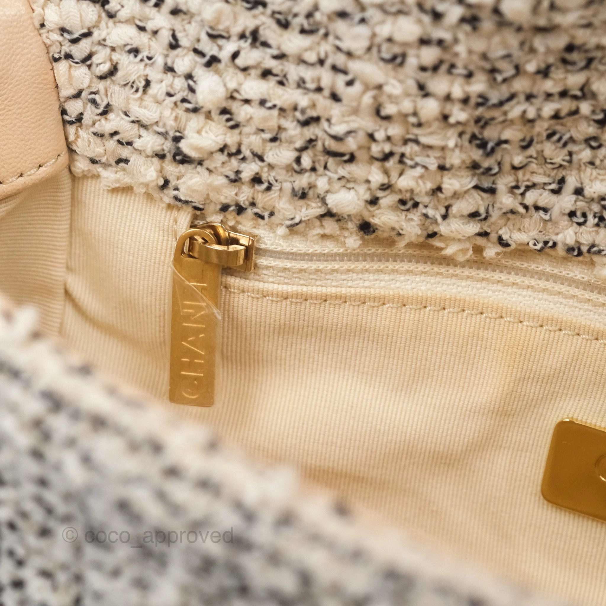 Chanel 19 Small Tweed Oreo Cream Mixed Hardware