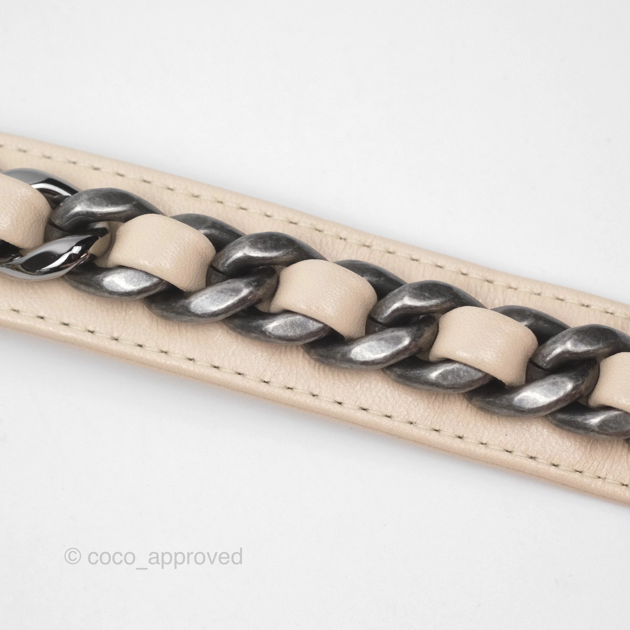 Chanel 19 Small Tweed Oreo Cream Mixed Hardware