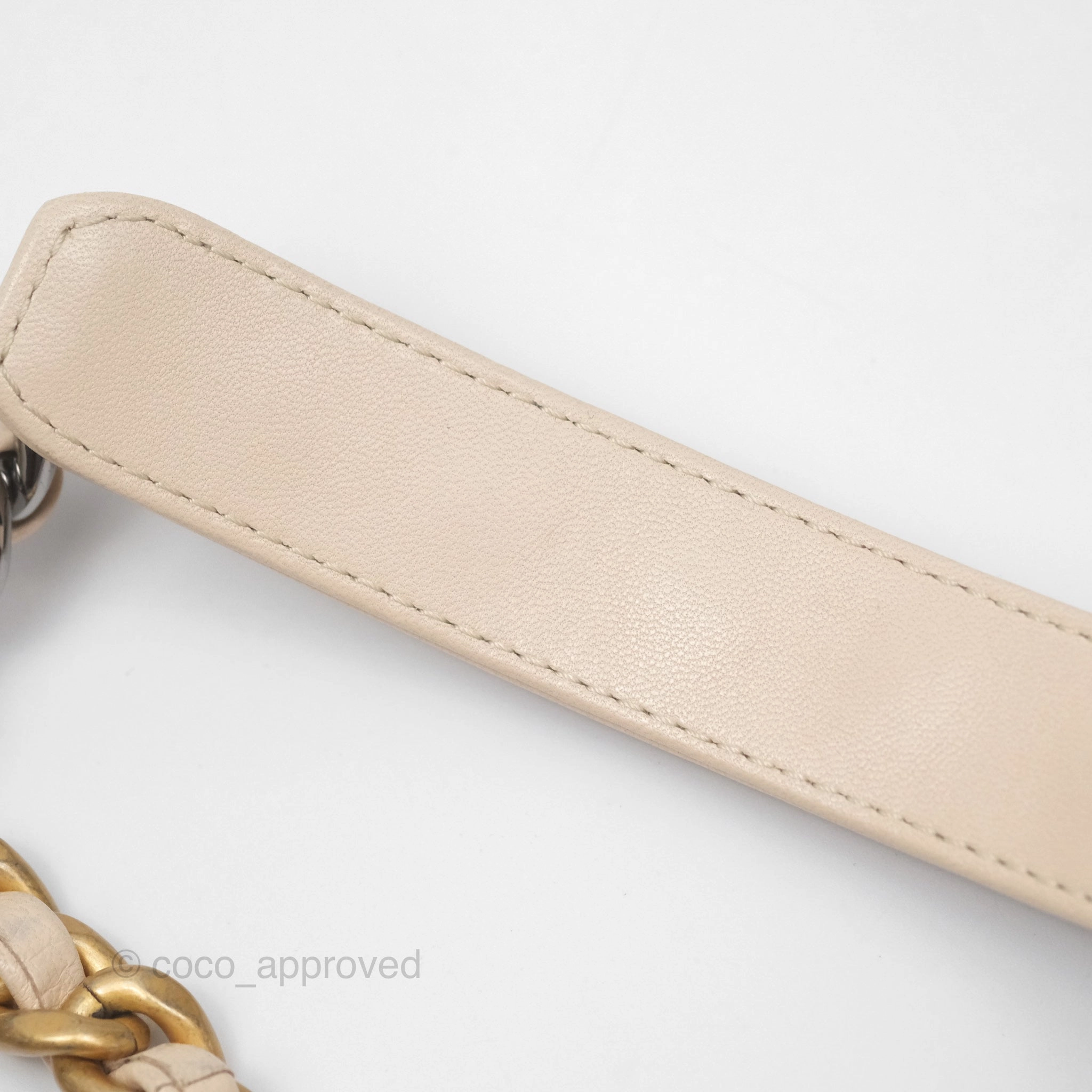Chanel 19 Small Tweed Oreo Cream Mixed Hardware