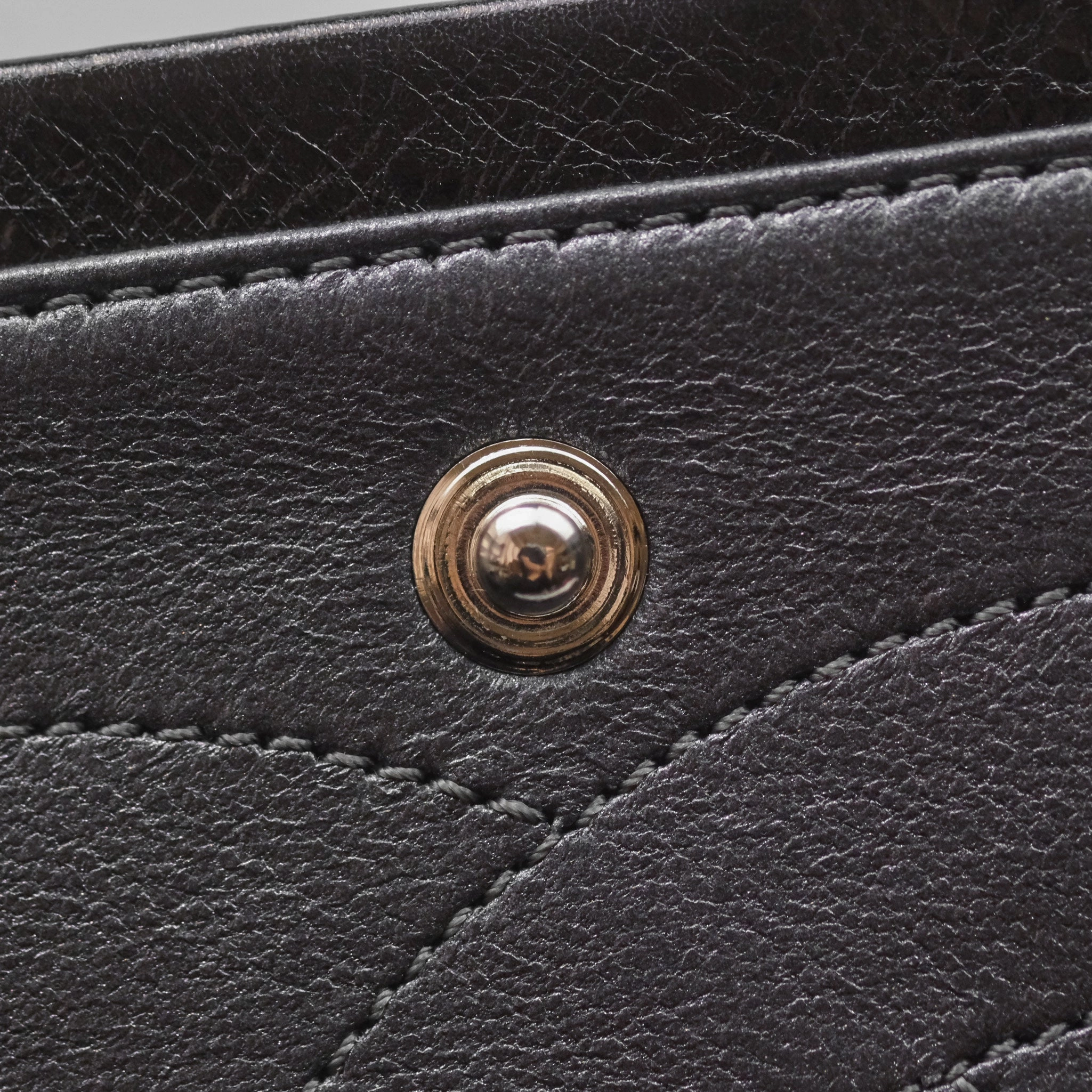 Chanel 228 Reissue Flap Quilted Black Crumpled Calfskin Ruthenium Hardware