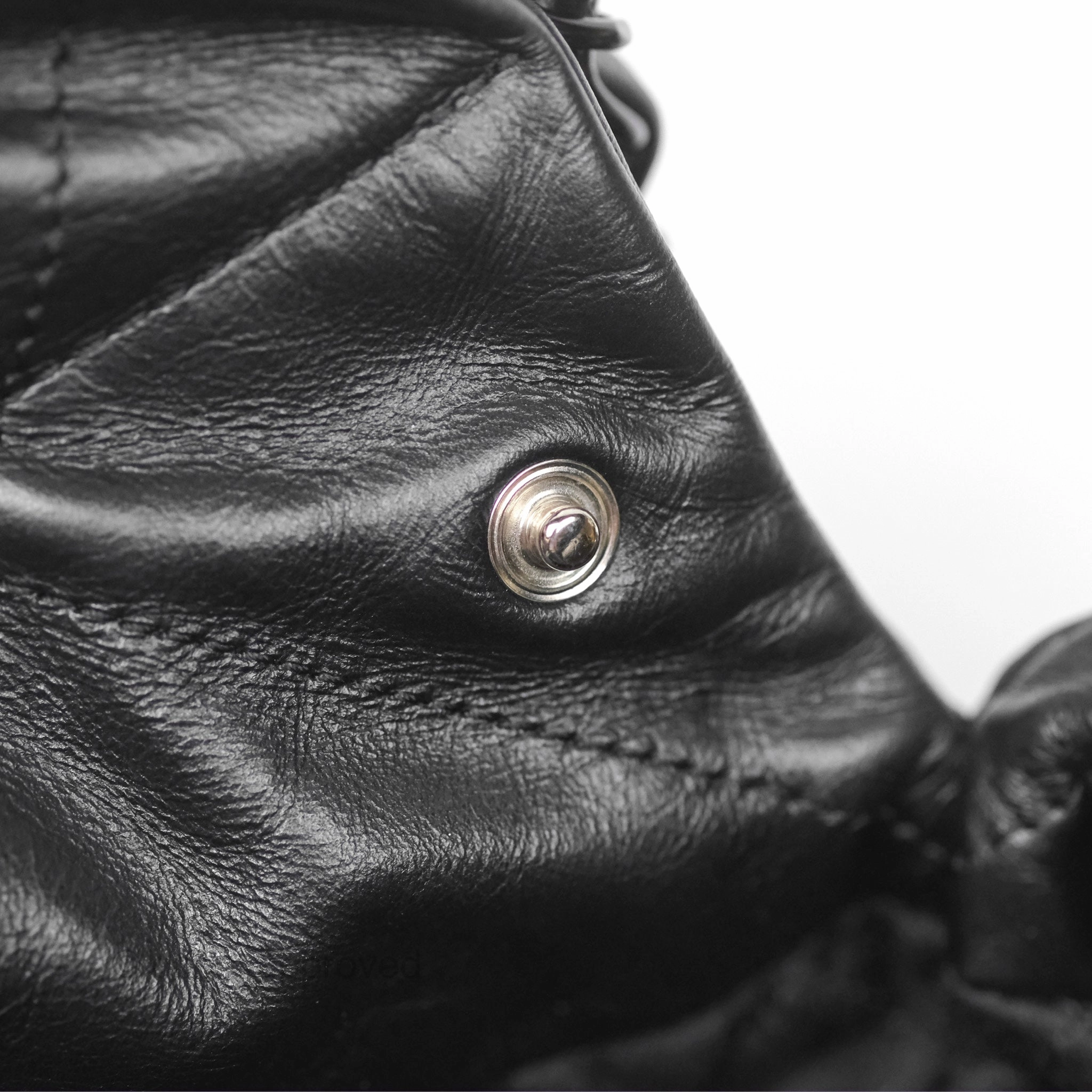 Chanel 22 Bag Medium Black Calfskin So Black Hardware