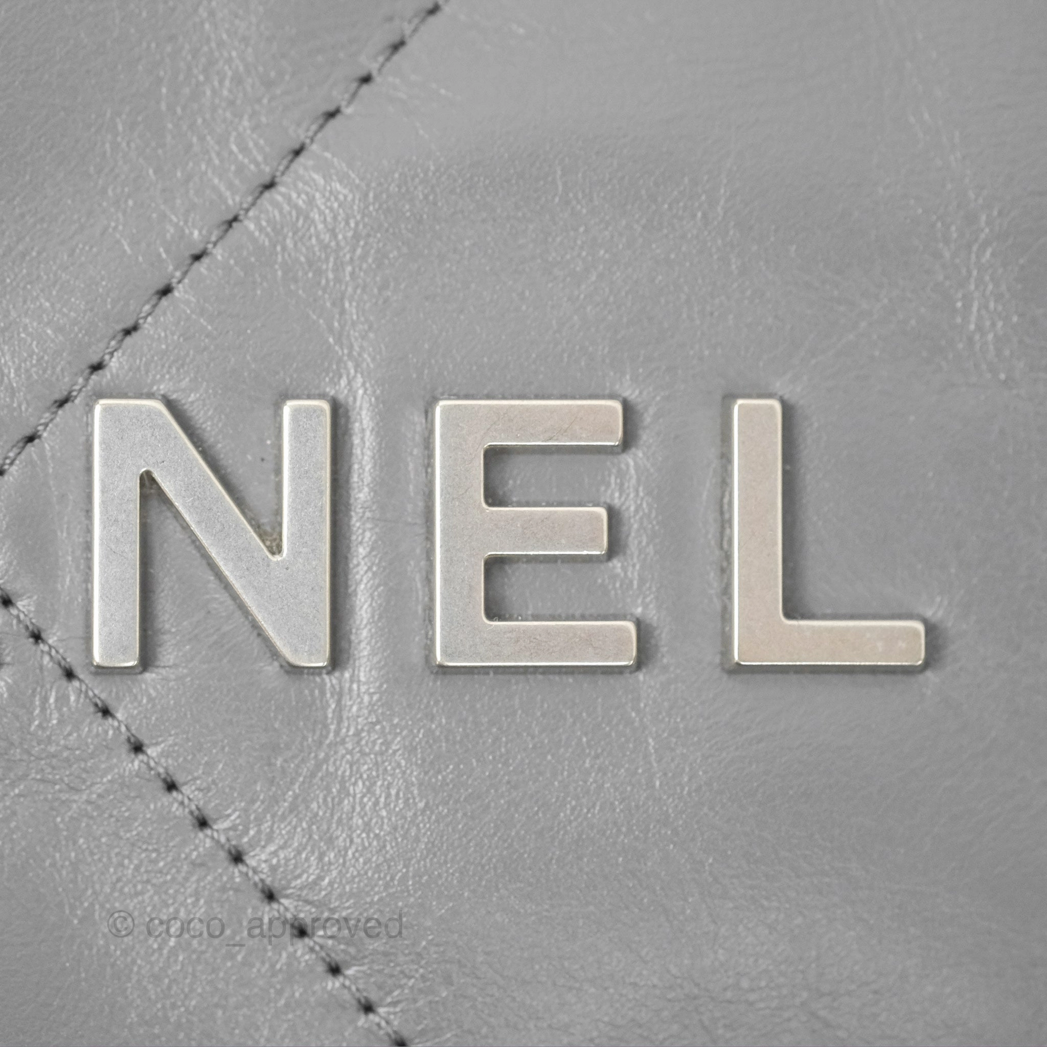 Chanel 22 Medium Grey Shiny Aged Calfskin Matte Silver Hardware
