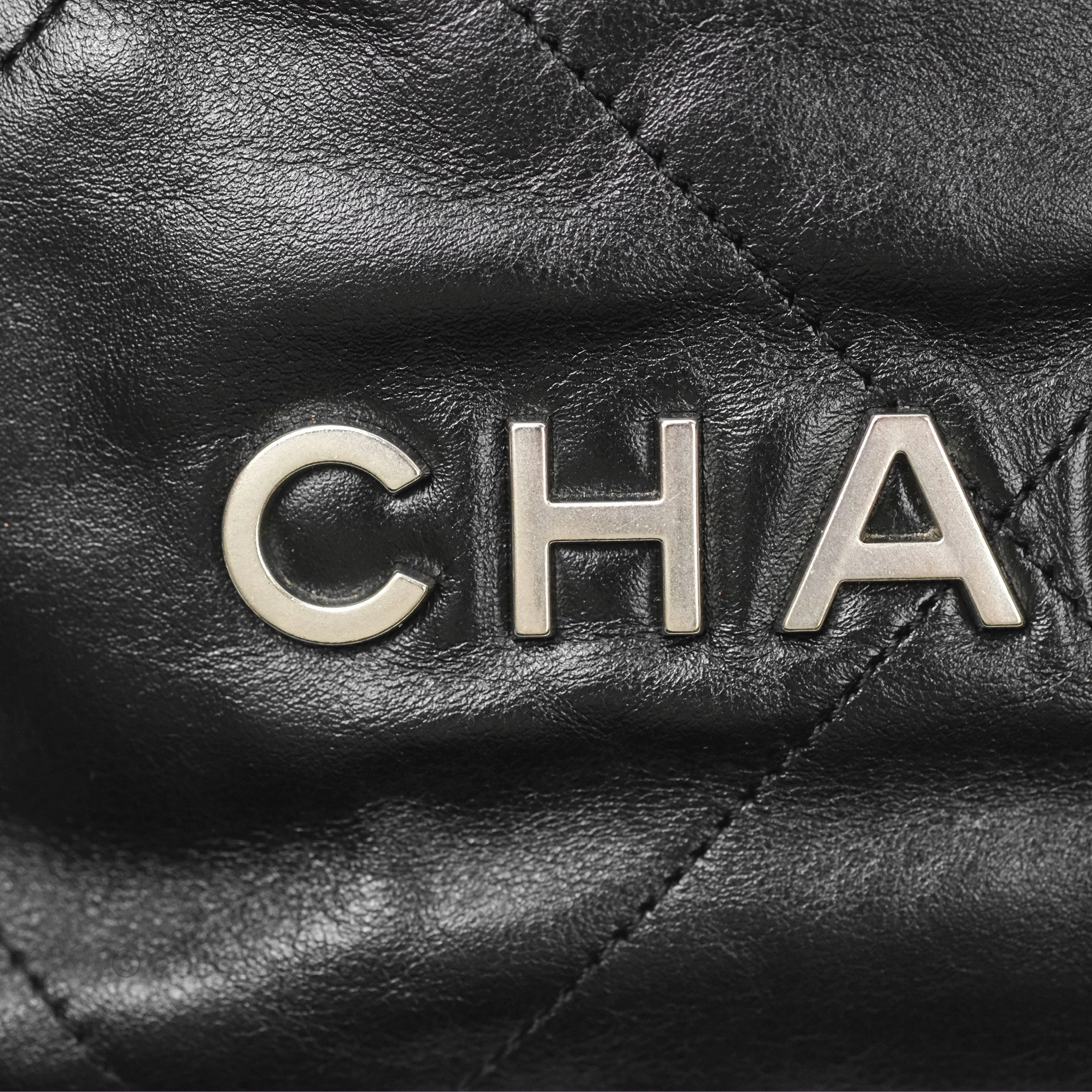 Chanel 22 Mini Bag Black Shiny Crumpled Calfskin Matte Silver Hardware