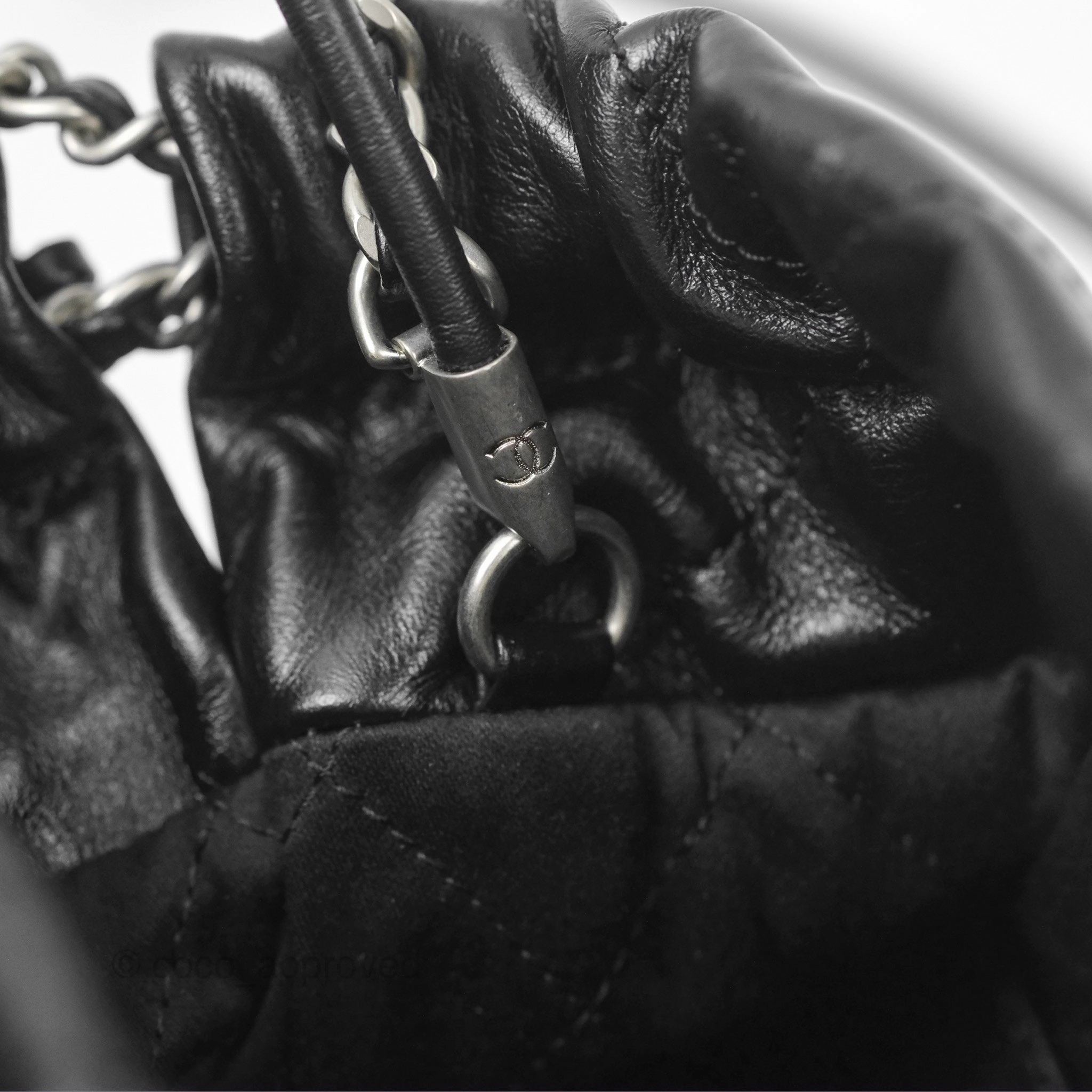 Chanel 22 Mini Bag Black Shiny Crumpled Calfskin Matte Silver Hardware