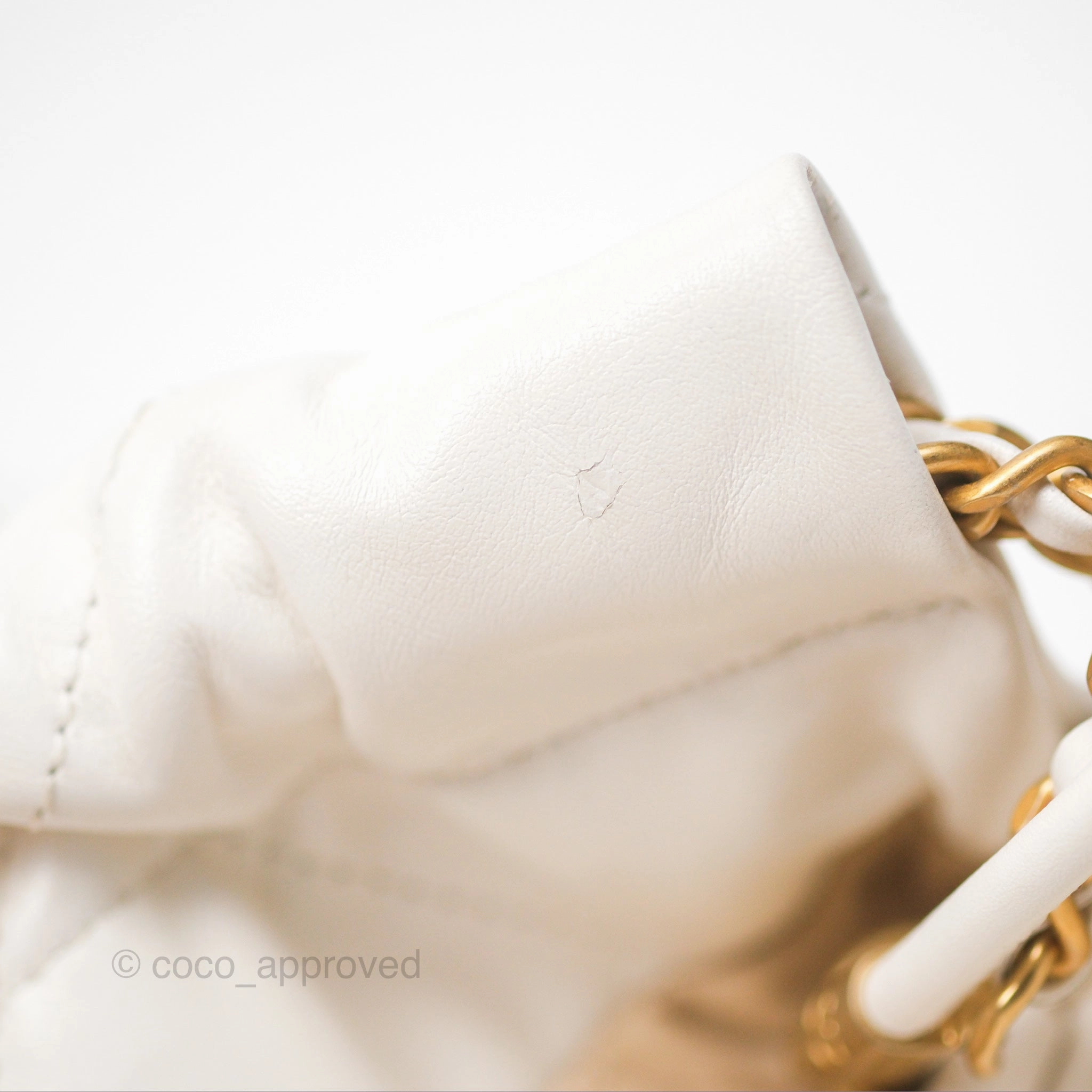 Chanel 22 Mini Bag White Shiny Crumpled Calfskin