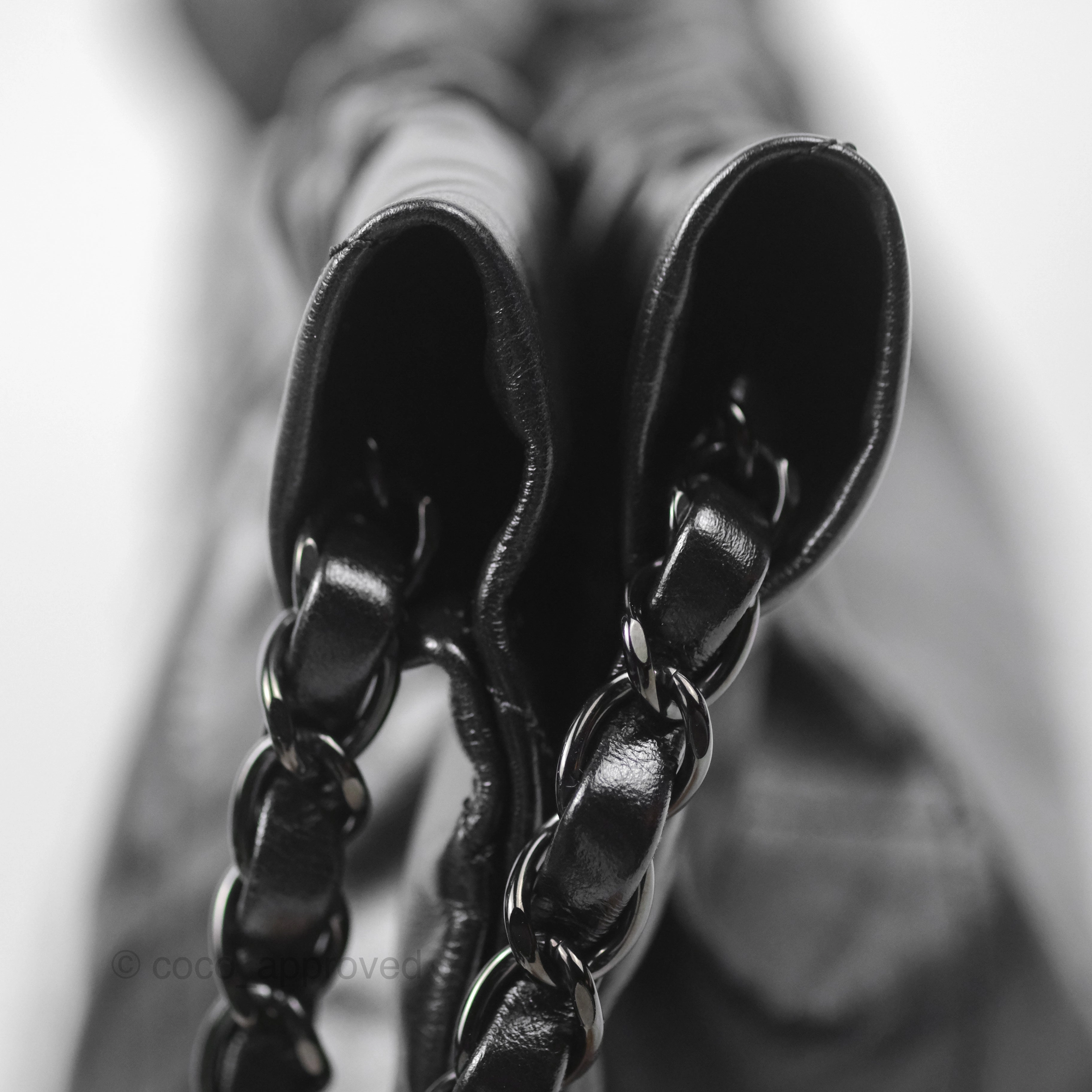 Chanel 22 Small Black Calfskin So Black Hardware