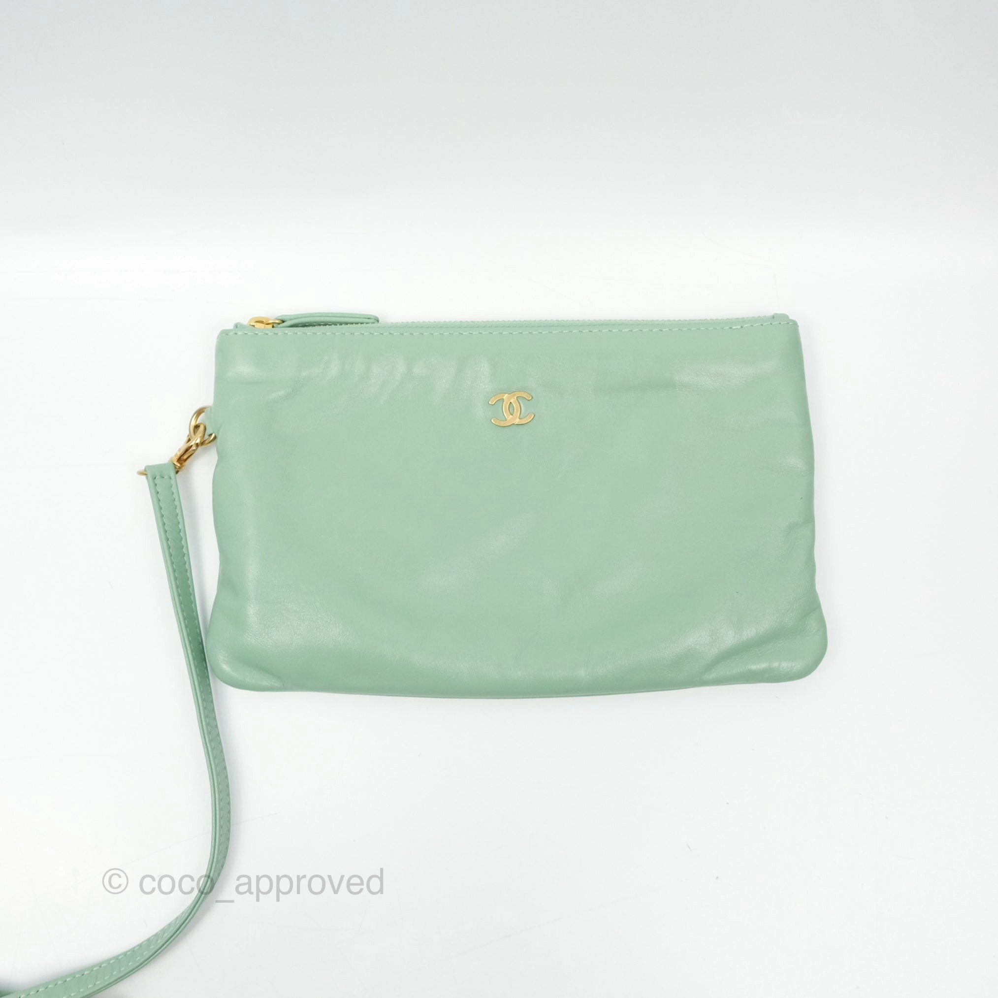 Chanel 22 Small Mint Green Shiny Calfskin Aged Gold Hardware