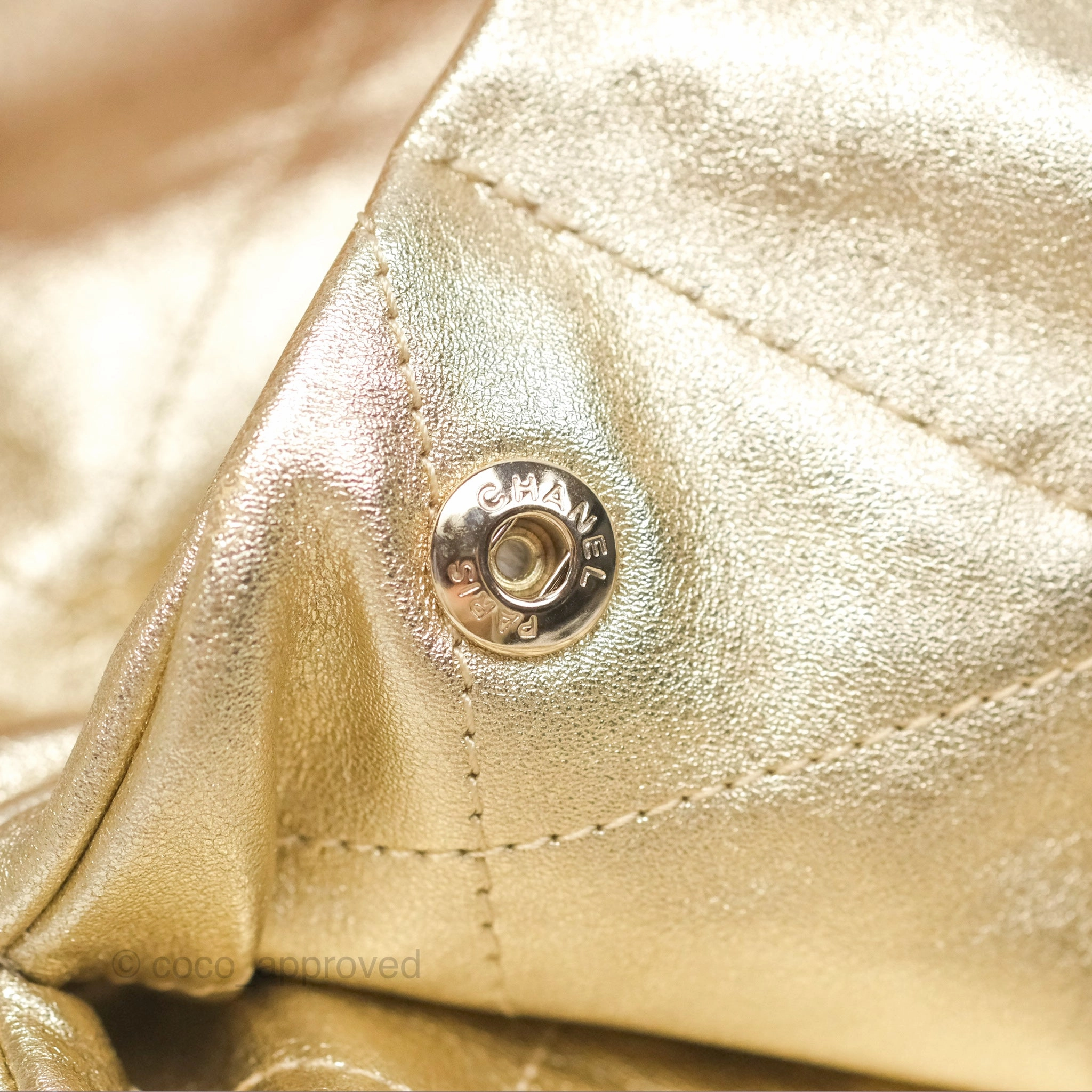 Chanel 22 Small Quilted Iridescent Gold Gold Hardware