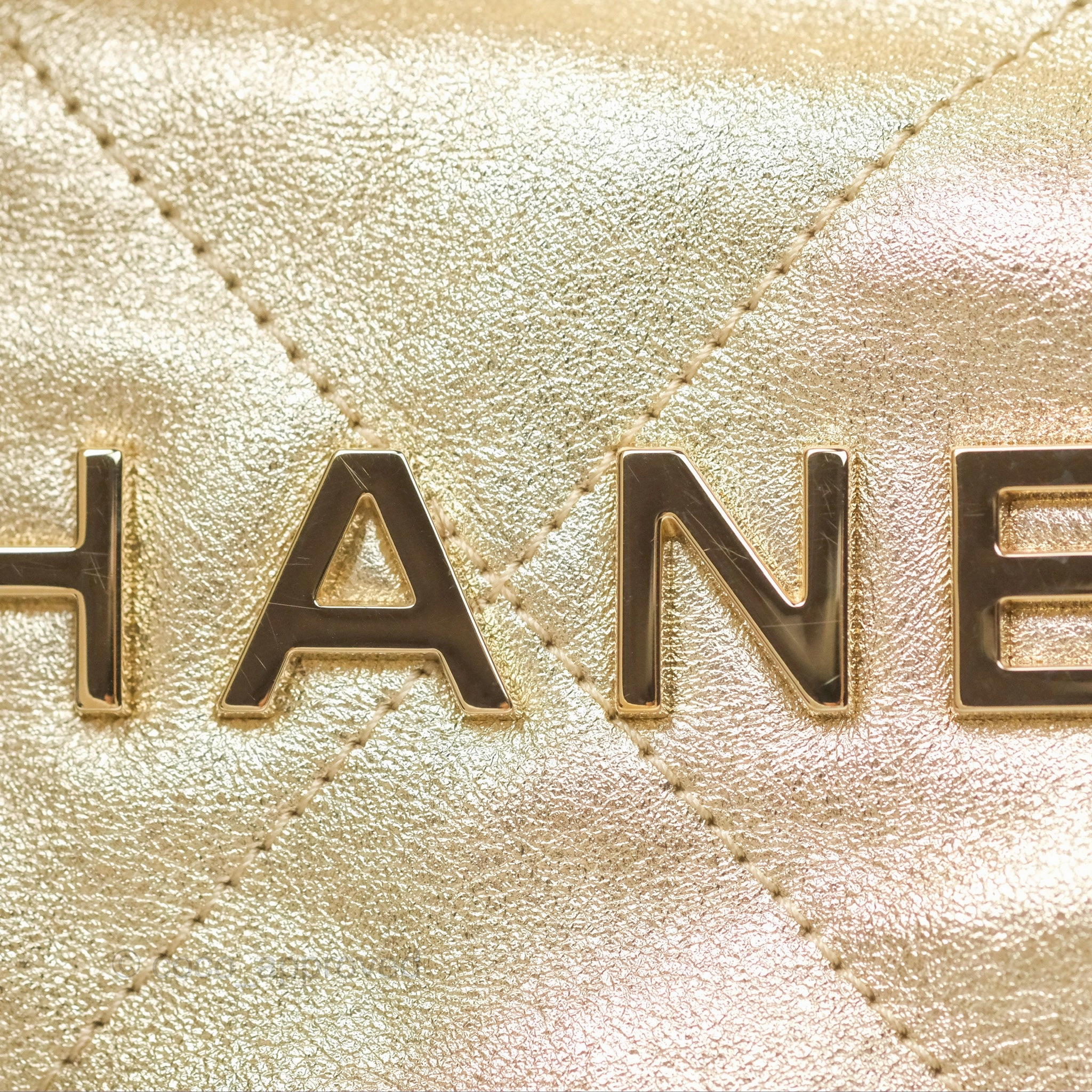 Chanel 22 Small Quilted Iridescent Gold Gold Hardware